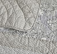 Vista 7 de Chezmoi Collection Robyn - Juego de edredón de 3 piezas, color gris pardo neutro, blanco, floral, hibisco, flores, retazos, rayas, colcha de algodón