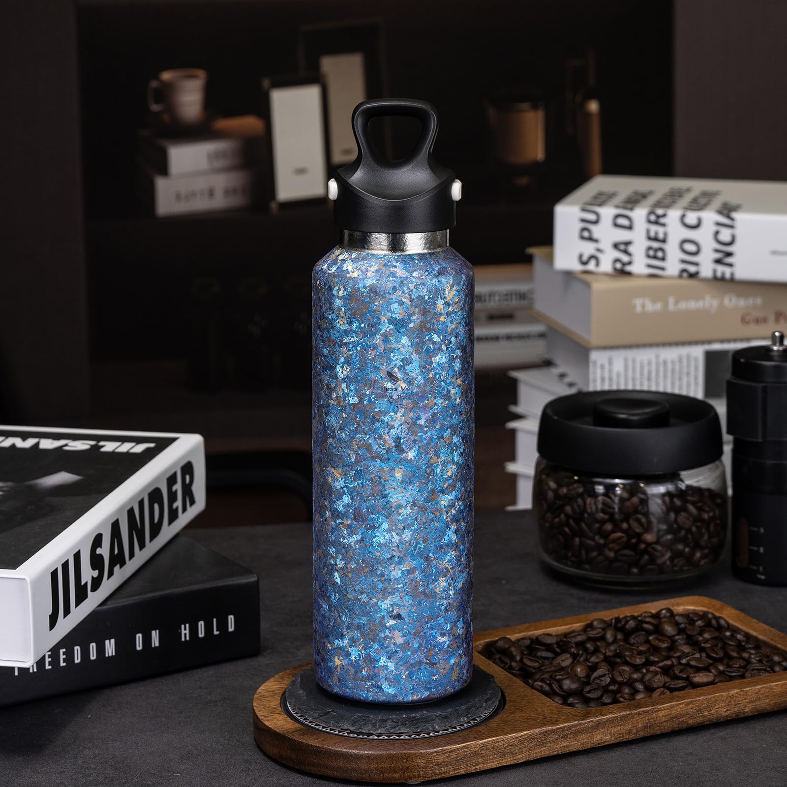 Boundless Voyage Borraccia termica in titanio, 600 ml, lavabile in lavastoviglie, riutilizzabile e a prova di perdite, per scuola, ufficio, sport, viaggi, Ti3258d (blu)