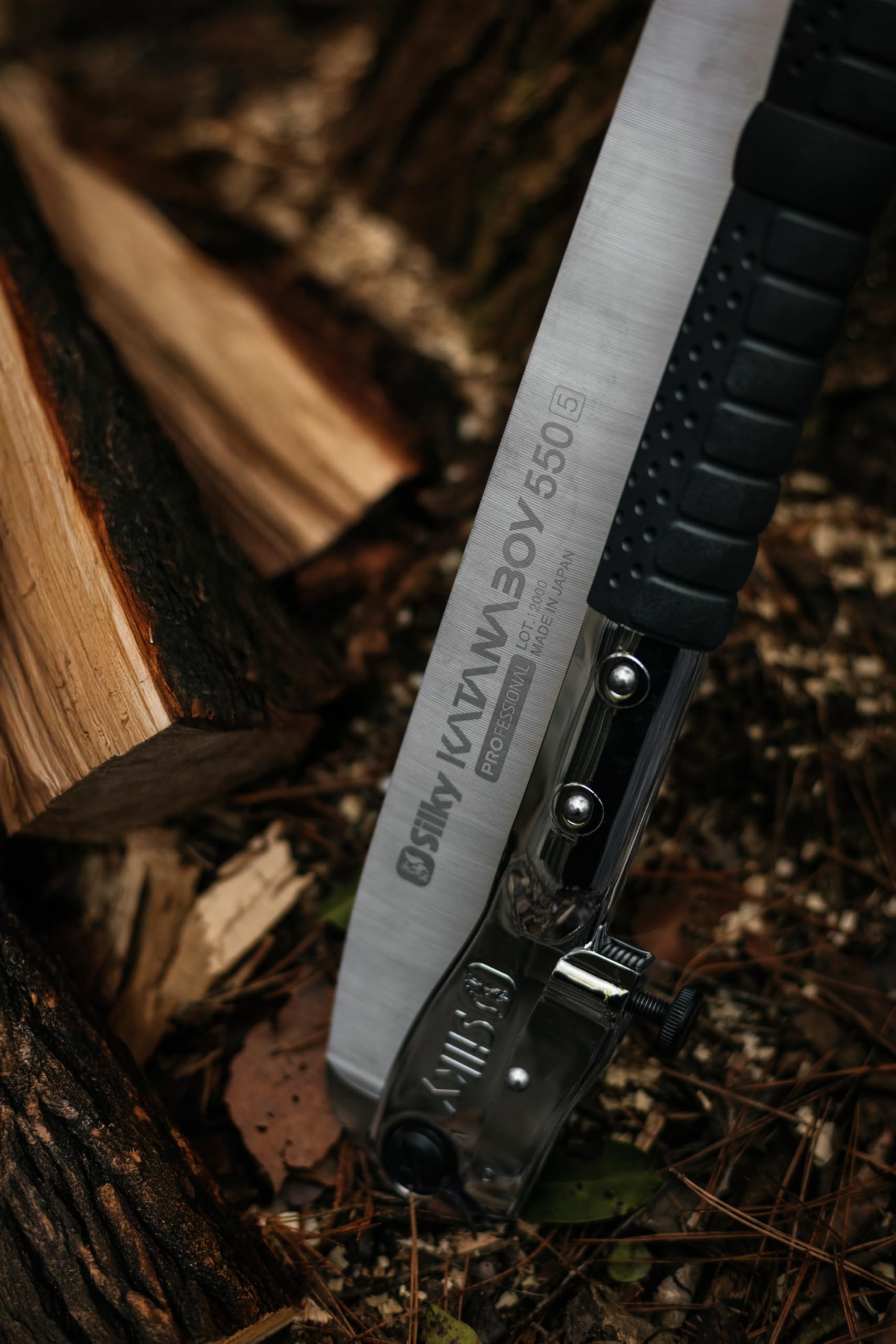 Silky Katanaboy 550 mm Klappsäge – grobe 5 ZpZ Japan-Zugsäge + Tragetasche, 55 cm Blatt, faltet sicher, sägt 25 cm Stämme, leise Alternative zur Motorsäge Wegepflege, Feuerholz, Bushcraft, Survival