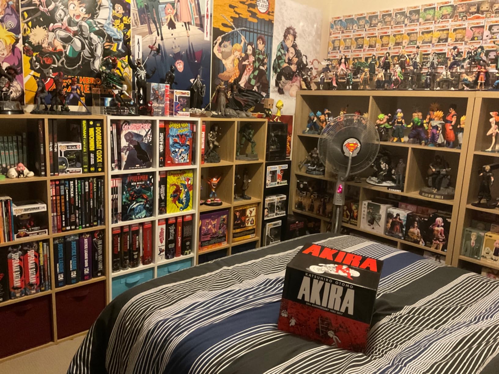 THIS IS A MUST HAVE!! Beautiful Boxset!