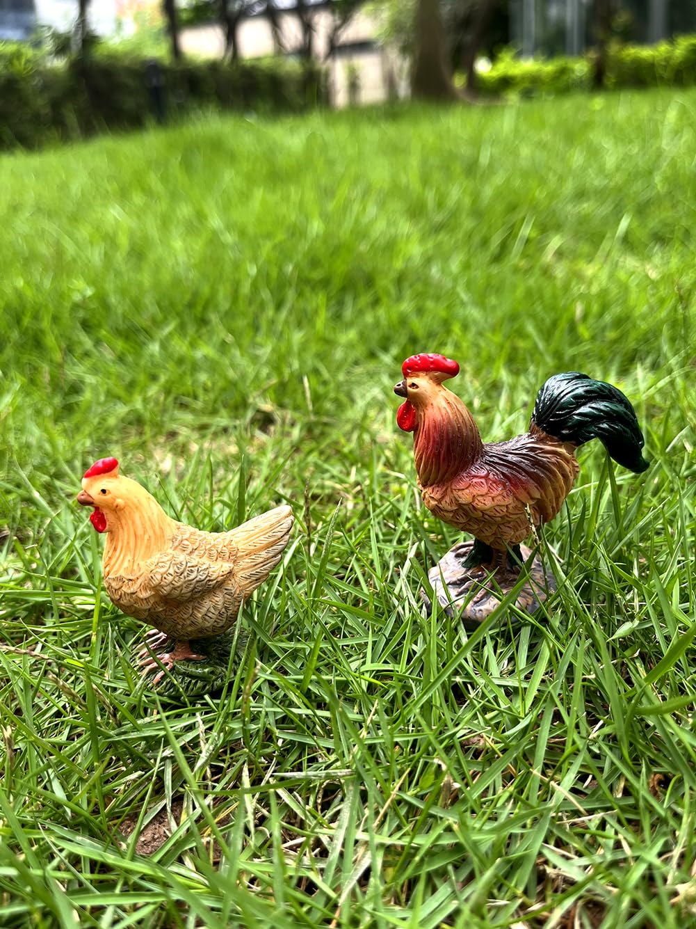Micro Roster Animal Snapklik.com : 2pcs Realistic Mini Farm Animal Figurines Miniature ...