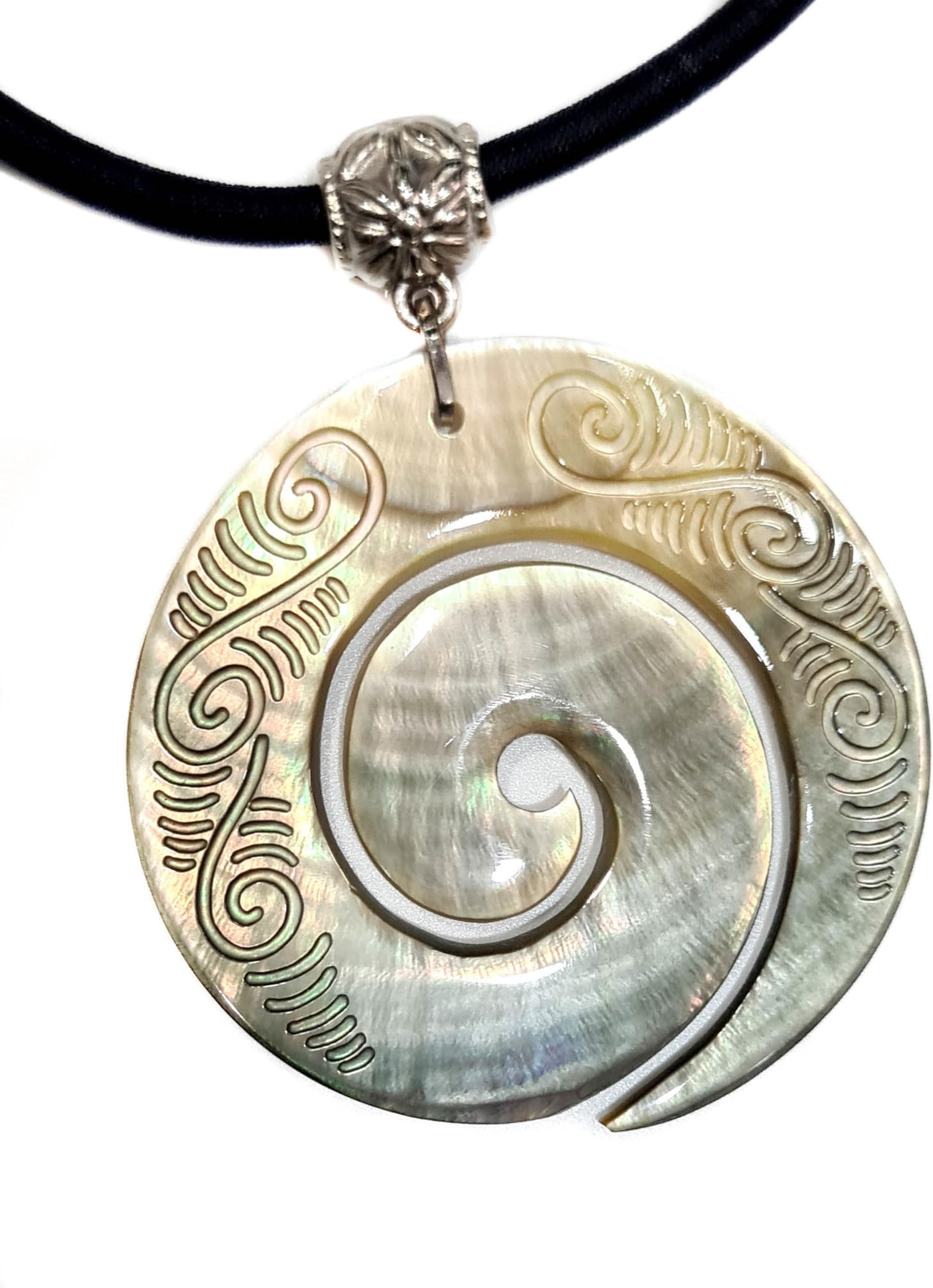 Hand Carved Ethnic Design Natural Mother of Pearl Necklace, Handcrafted Māori Koru Peace Pendant Mother of Pearl Necklaces for Women, Handmade Adjustable Cord Seashell Necklace Jewelry CA239-N