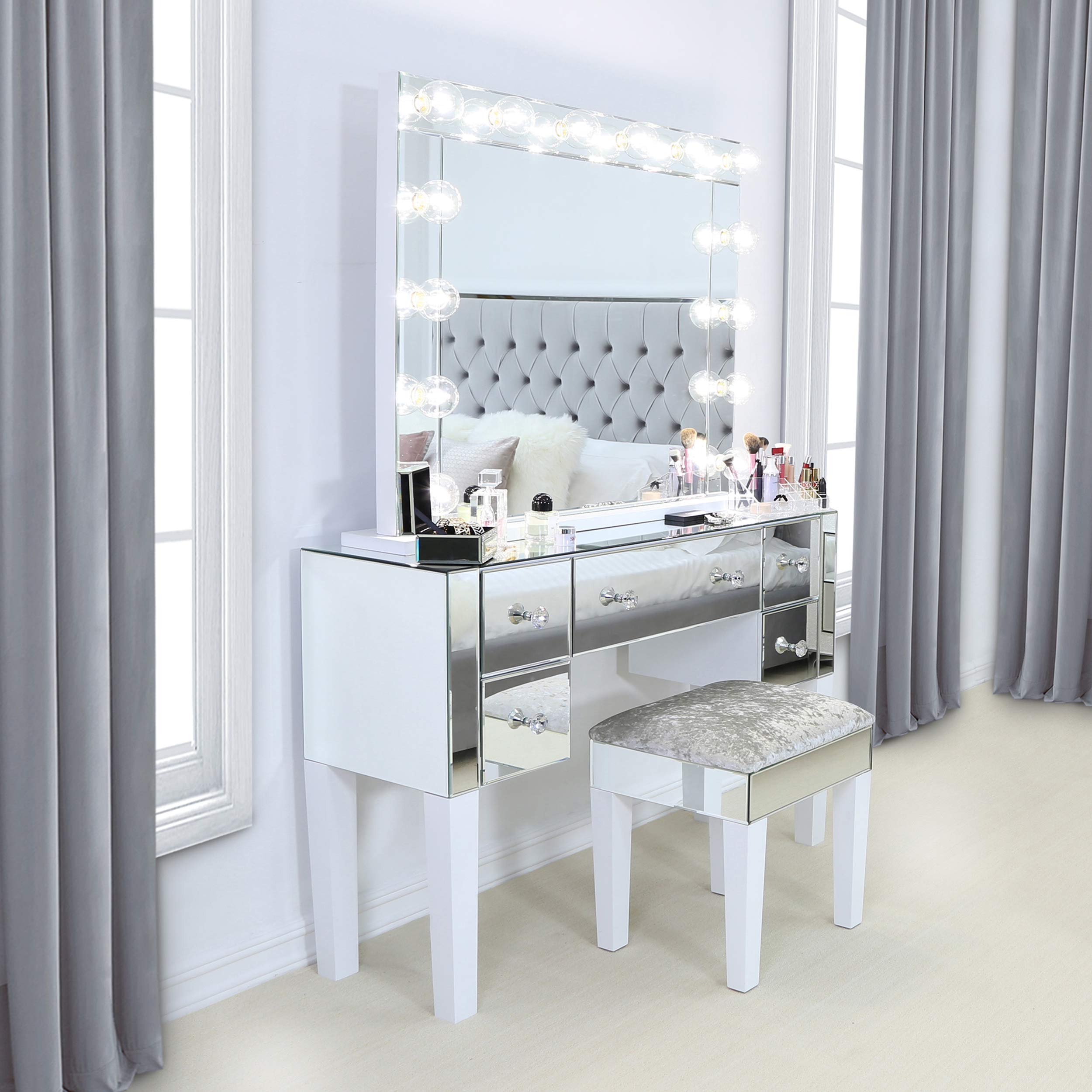 VANITY LIVING Mirror and Drawers and Stool (14 LED + Mirrored Dressing Table and Stool)