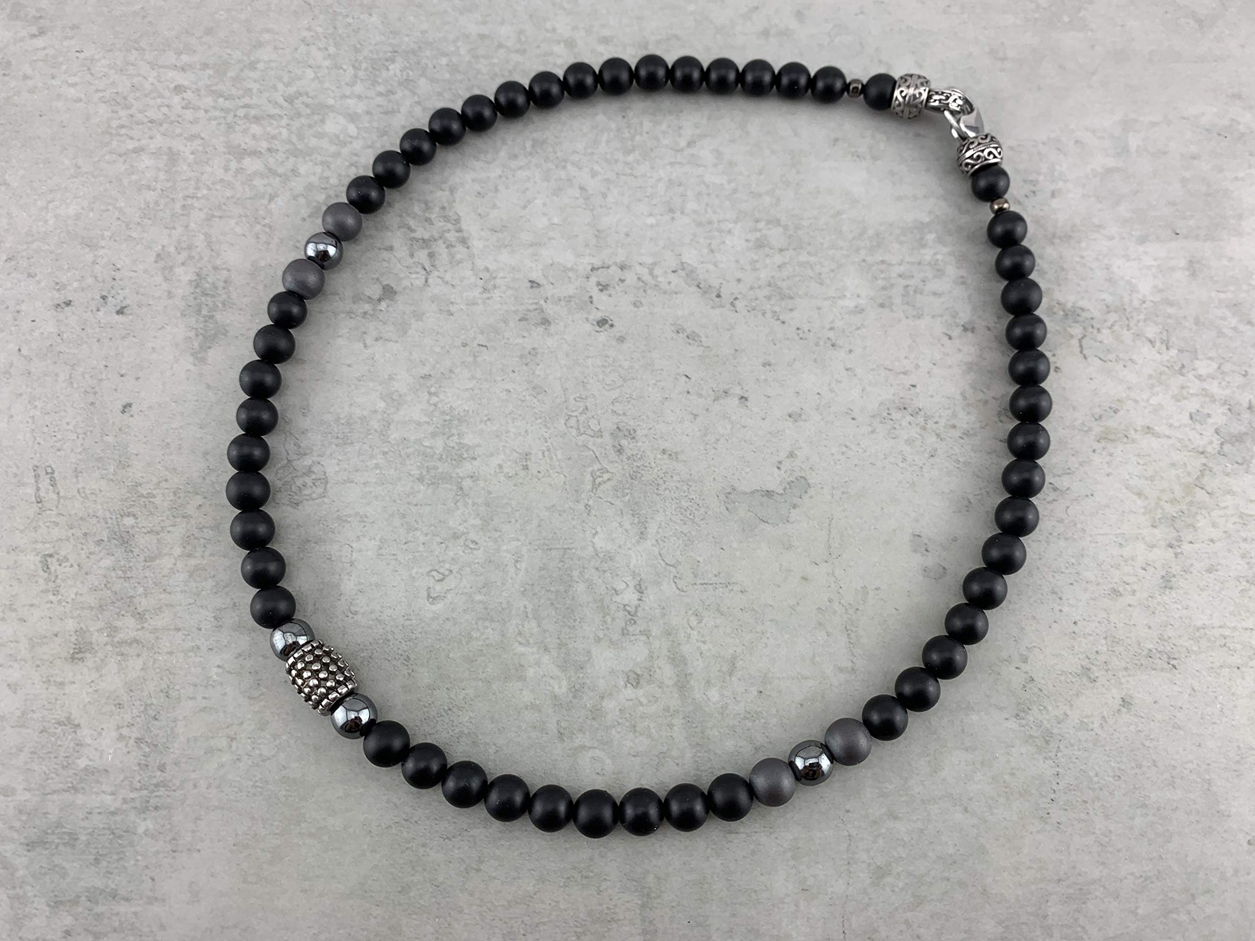 kurze Halskette Kette Rundkette aus Perlen Onyx Hämatit matt schwarz für Herren Männer Schmuck Biker Surfer Rocker Business-Style Edelstahl K82