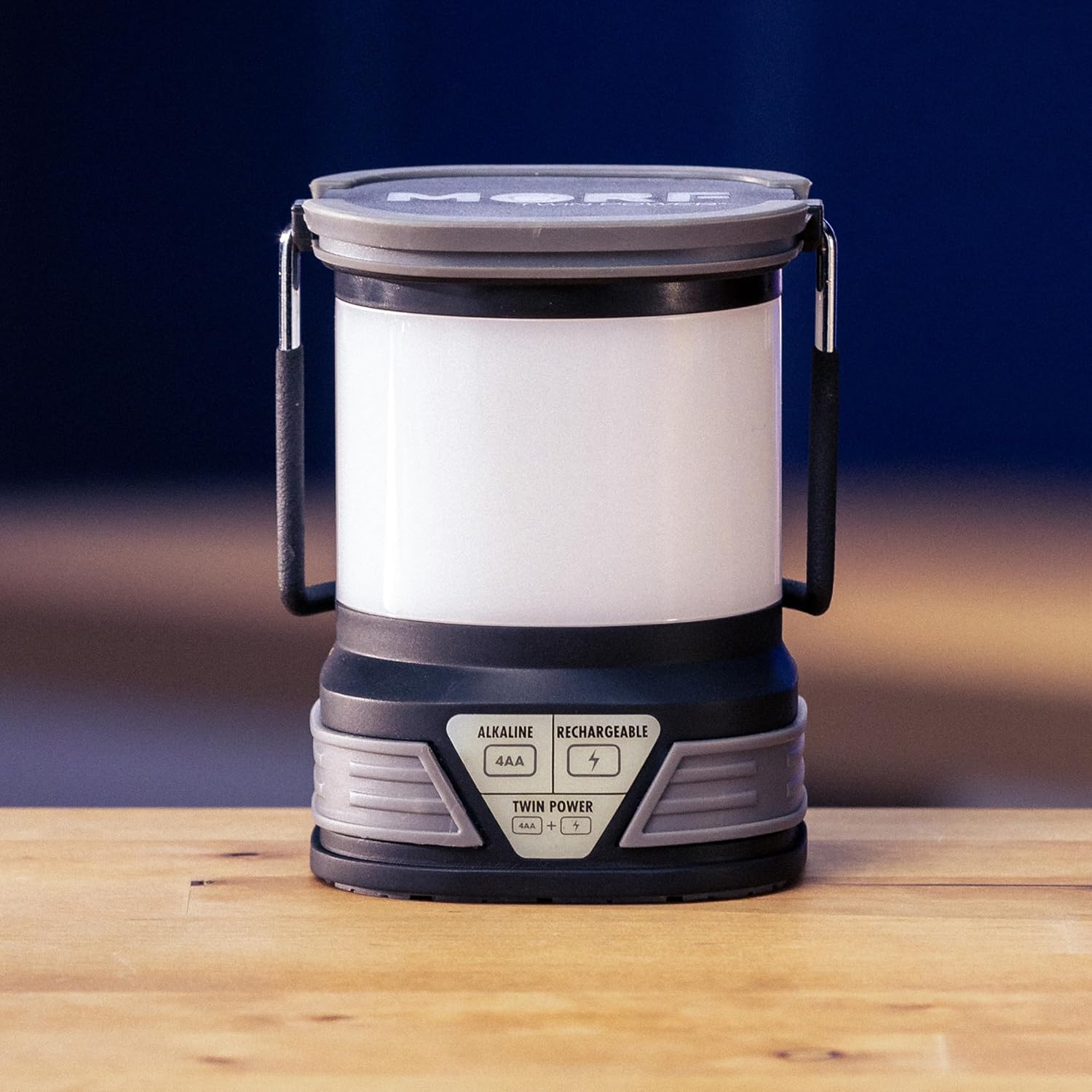 Police Security Twin Power® 520 Lumen LED Lantern – Dual Power, Rechargeable & Alkaline, 80m Beam Distance, 3 Light Modes, Heavy-Duty Handle – Camping & Emergency Use