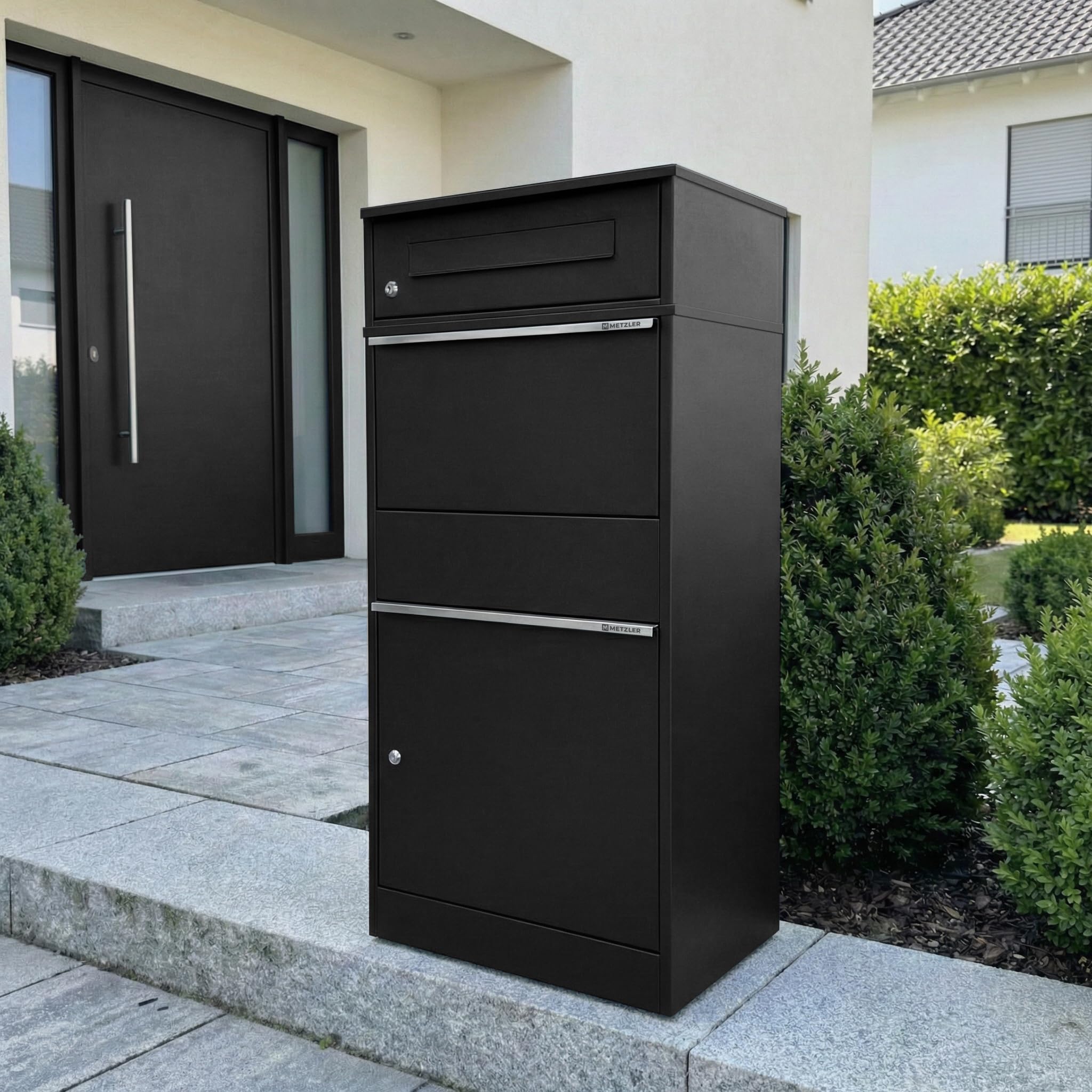 Metzler Paketbox mit 1 Briefkasten – XXL Einzel-Briefkasten mit Paketfach, rostfrei und wetterfest – großer Outdoor Paketbriefkasten für Pakete bis Größe M – Schwarz – Modell Bispo
