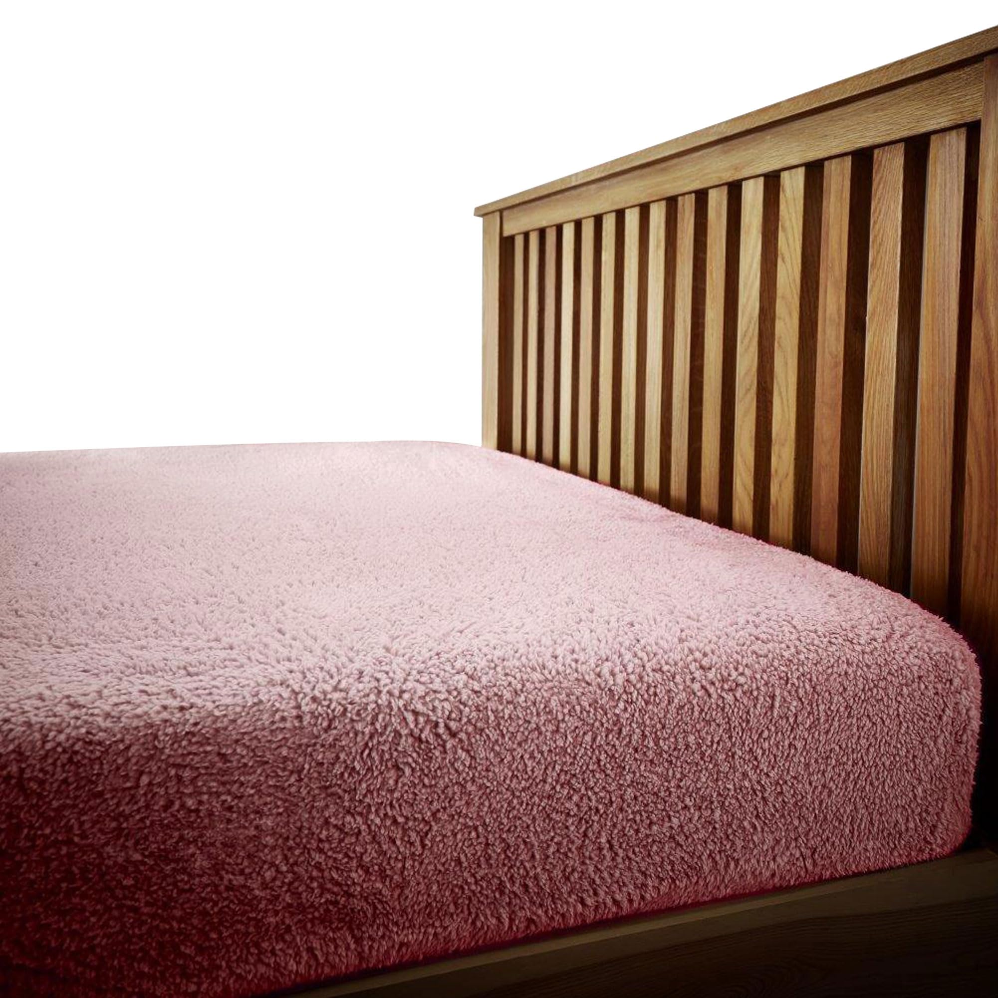 VELVETIO Easy Care Teddy Bear Deep Fitted Sheet, Super Soft Thermal Warm Fleece Bedsheet, Hypoallergenic Cuddle & Fluffy Bed Linen, Single Size Bedset, Pink