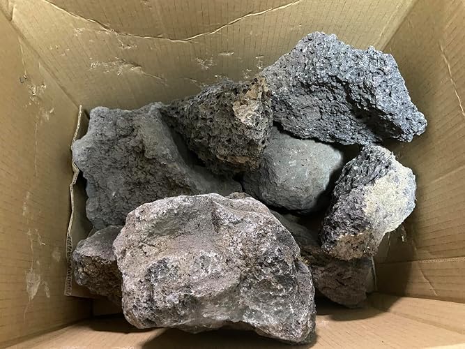 Amazon.co.jp: 富士山 溶岩石 (高濾過) ブラック 黒 19kg 150-300mm