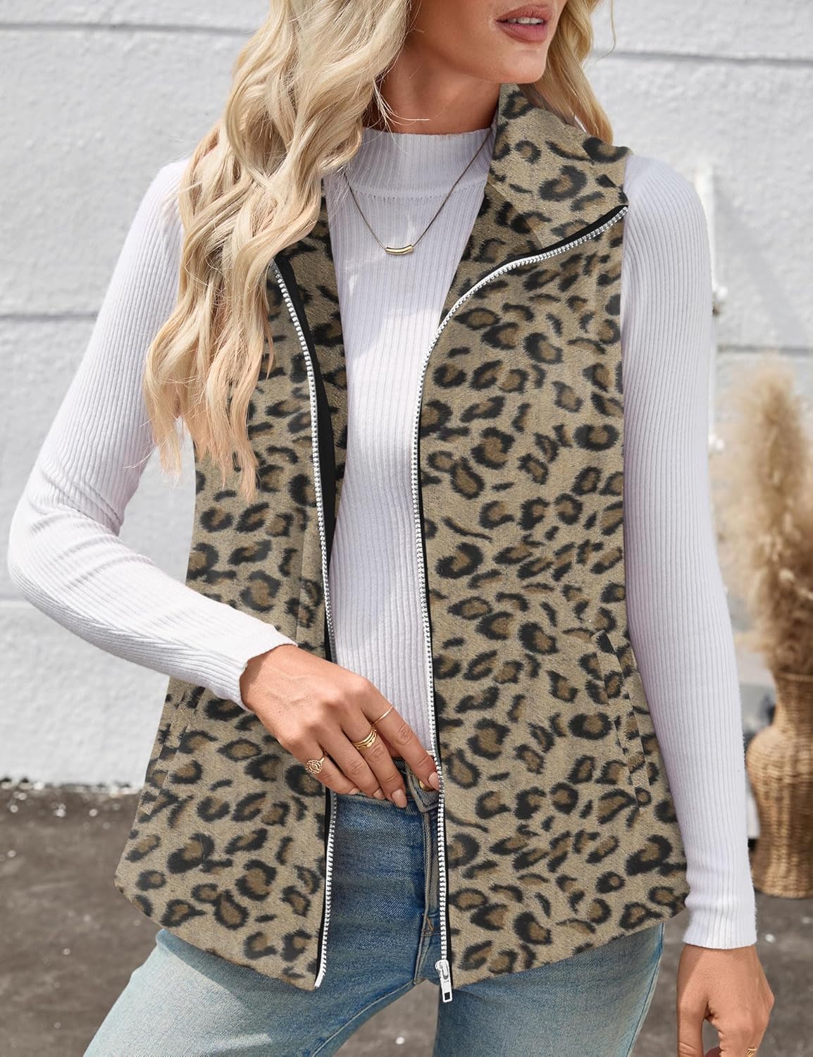 Rapbin Women's Plaid Outerwear Vests Tops Zip Up Collared Sleeveless Jacket with Pockects - Image 4