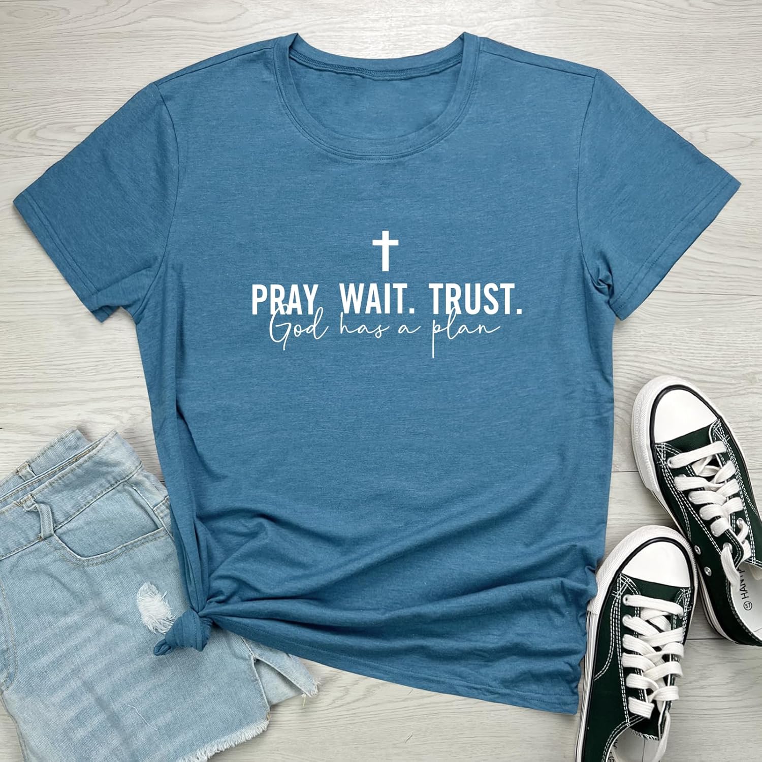 ROSEPARK Women Pray Wait Trust Cute Graphic Tee Shirts - Image 2