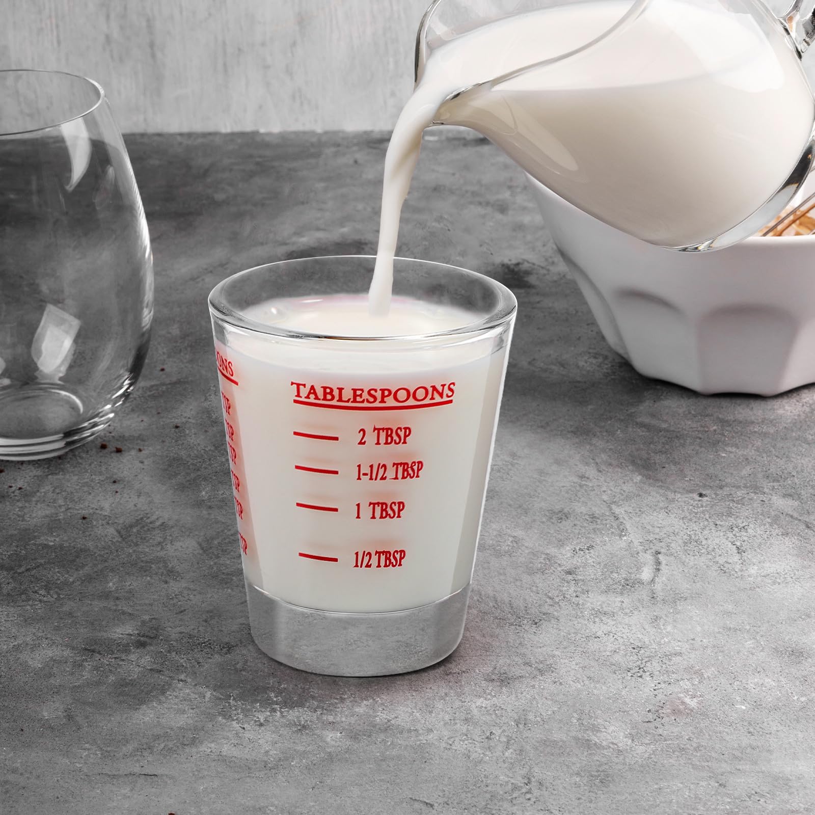 Messbecher Glas Klein mit Klarer Skala Transparentes Material für Präzises Messen in Küche und Riegel als Espresso Messbecher oder Shotglas