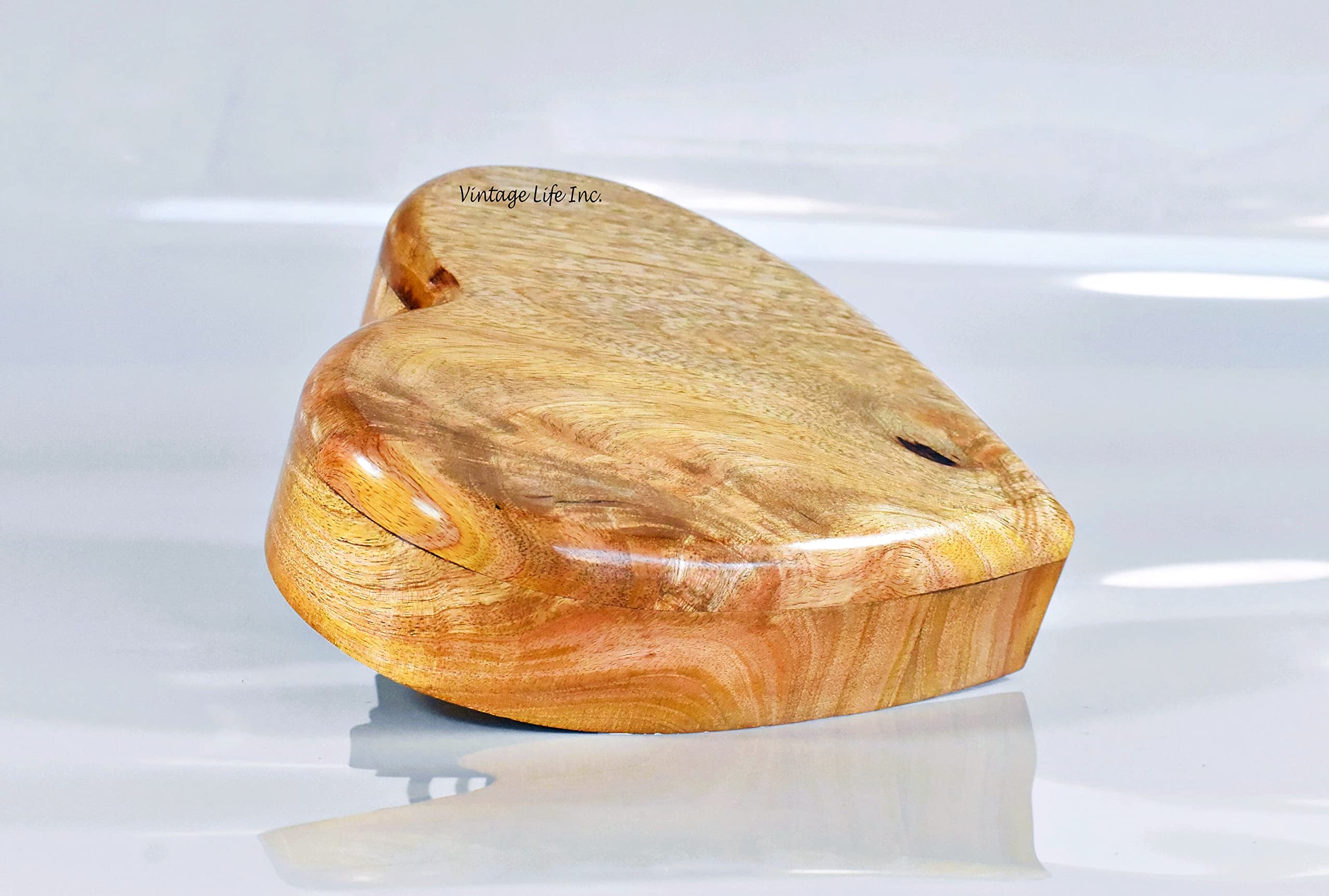 DnU Avenue Personalized Engraving Wooden Cremation Urn Heart Shape, Handmade Keepsake for Ashes, Biodegradable Burial/Funeral Urns for Pet Ashes & Human Ashes (Small: 4.50x4x2 Inches)