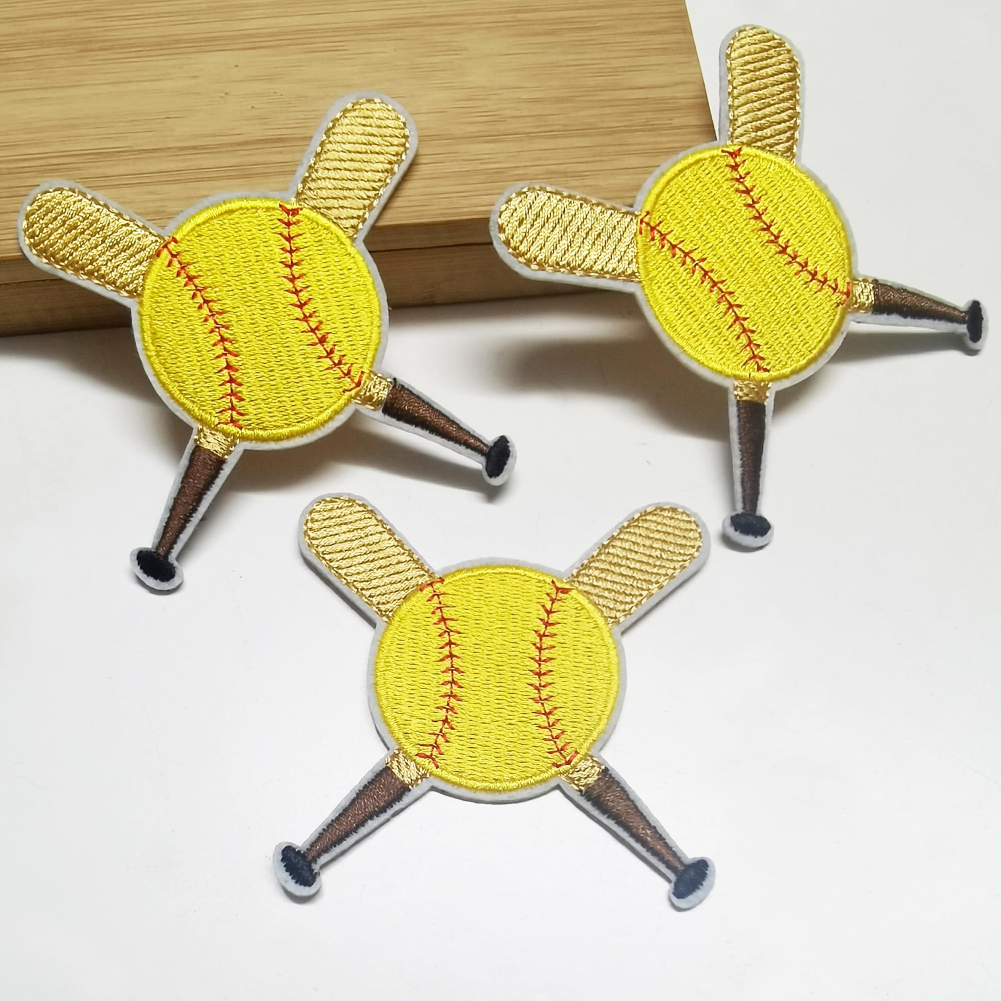 Juego de 12 parches bordados para coser o planchar en tela de béisbol amarillo para coser o planchar (6,8 x 7 cm)