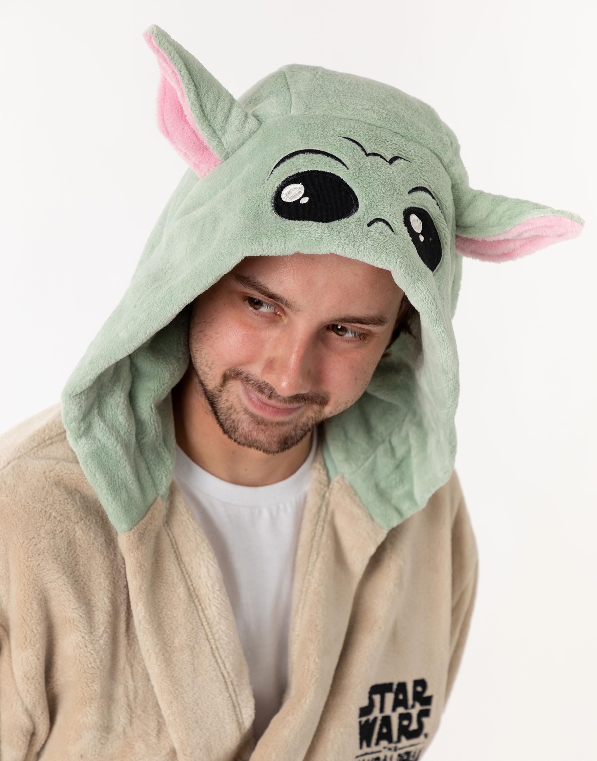 Star Wars Yoda Kapuzenbademantel | Beigefarbener, kuscheliger Fleece-Loungewear für Unisex | Langarm-Krawattenverschluss für Erwachsene | Klassische Film-Merchandise