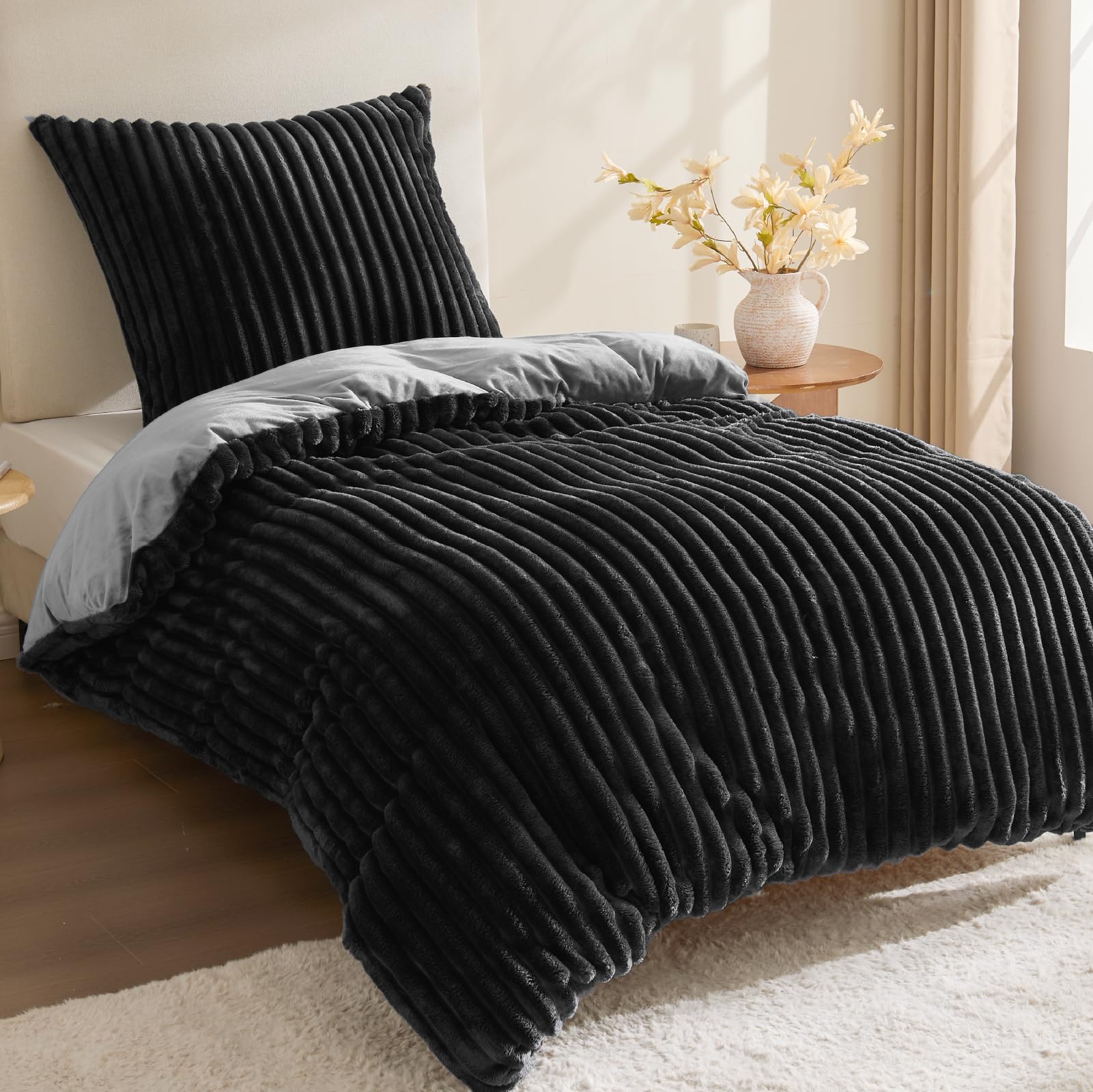 BEDELITE Flanell Bettwäsche 135x200 2teilig Plüsch, Fleece Winter Bettbezug | Cord Kuschelbettwäsche, Weich Flauschig und Warm, 1 Bettbezug 135x200 + 1 Kissenbezug 80x80, Zweifarbig Schwarz und Grau