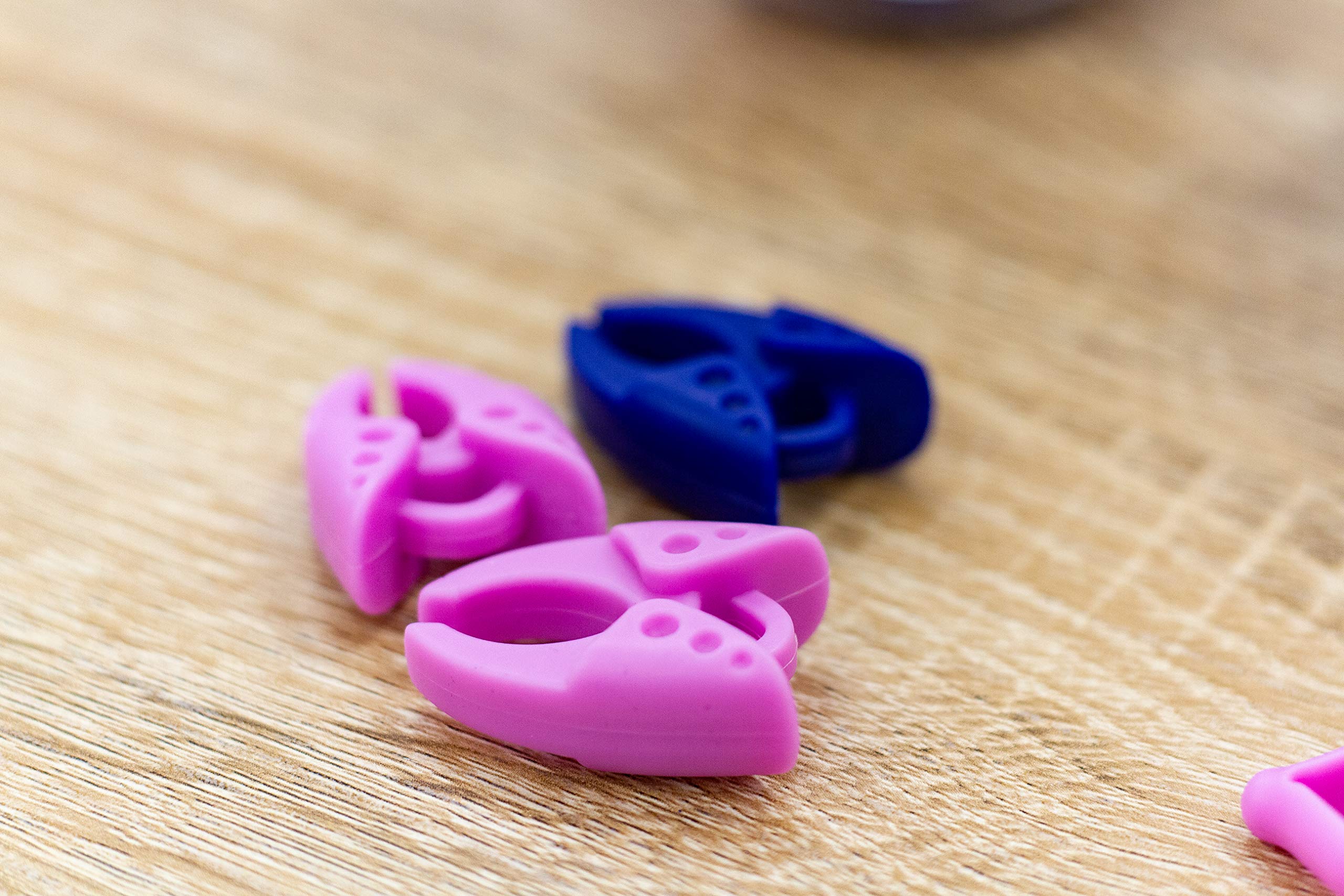 Threaders Silicone Bobbin Clamps, One Size, Transparent - Image 2