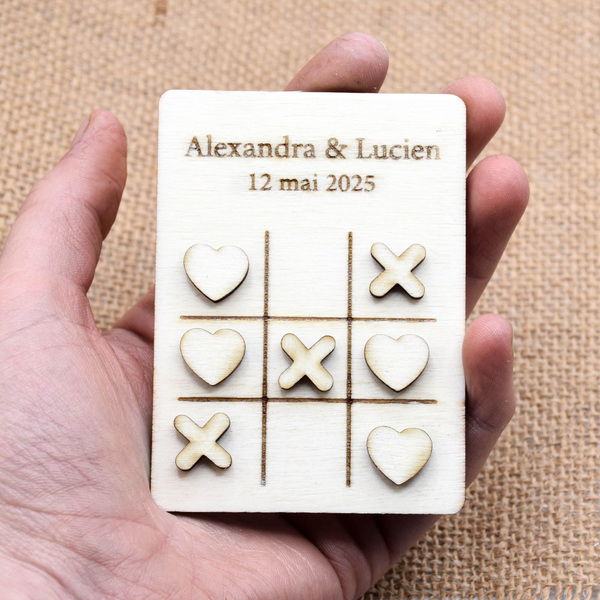 Lot de 10 jeu de mariage en bois personnalisable, mini jeu de morpion, idée cadeau invités, décoration de table, animation, version initiales ou coeur