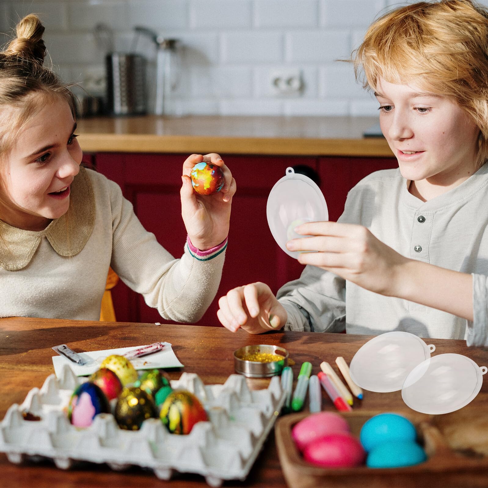 Toyvian 12 Stück Ostereier zum Aufhängen aus Kunststoff Kreative Hängende Deko Eier für Festliche Anlässe mit Aufhänger und Eiförmigem Design