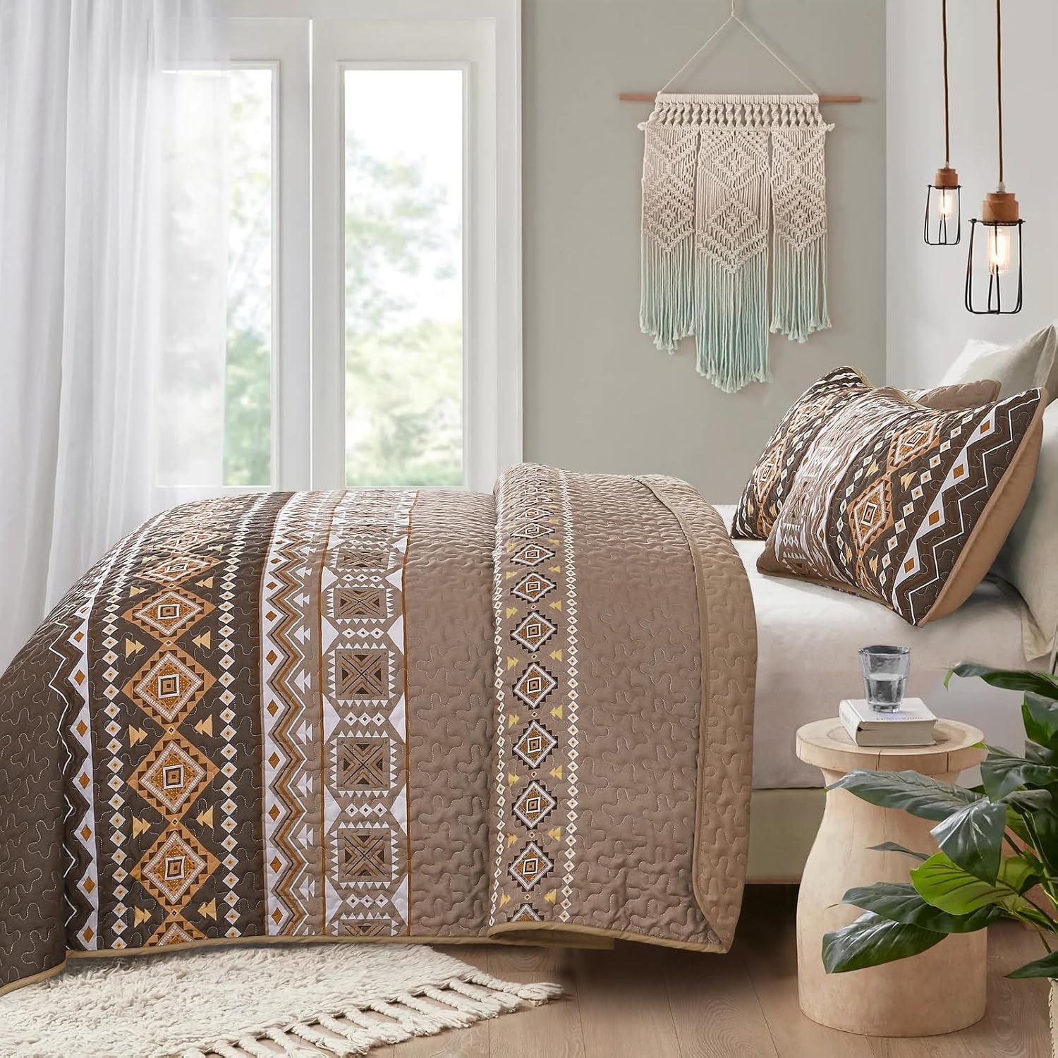 WONGS BEDDING Boho Quilt Set King Size,3 Pieces Brown Geometry Printed Bedspread Coverlet Set,Lightweight Microfiber Bedding Set with 2 Pillowcases,104"×90" - Image 3