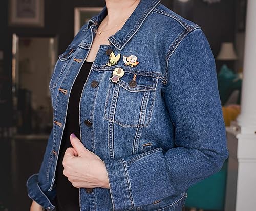 Vista 5 de Avatar The Last Airbender - Juego exclusivo de 3 pines esmaltados Chibi Avatar Aang, Momo y Flying Sky Bison Appa Juguete coleccionable