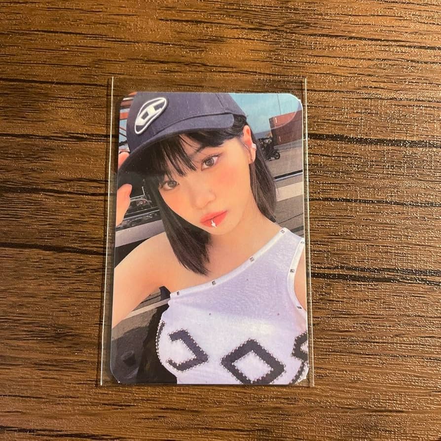 le sserafim ポップアップ 15万ウォン　購入特典　トレカ　チェウォン le sserafim ポップアップ 15万ウォン 購入特典 トレカ チェウォン LE