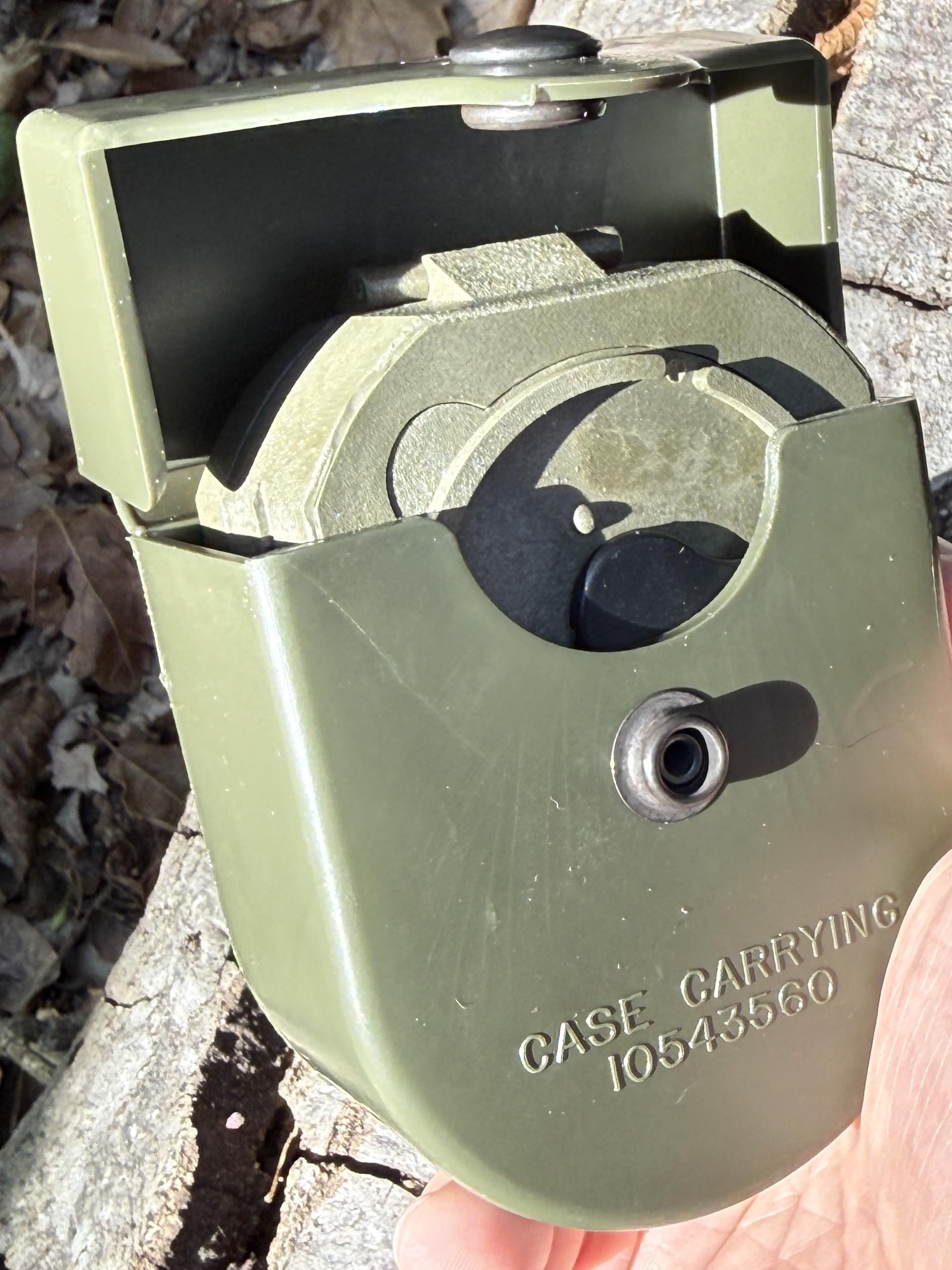 Brunton Standard Pocket Transit (Tactical Edition) - Boussole de navigation terrestre professionnelle en aluminium avec aiguille amortie par induction, clinomètre et 0-360 degrés Azimut - Fabriqué aux