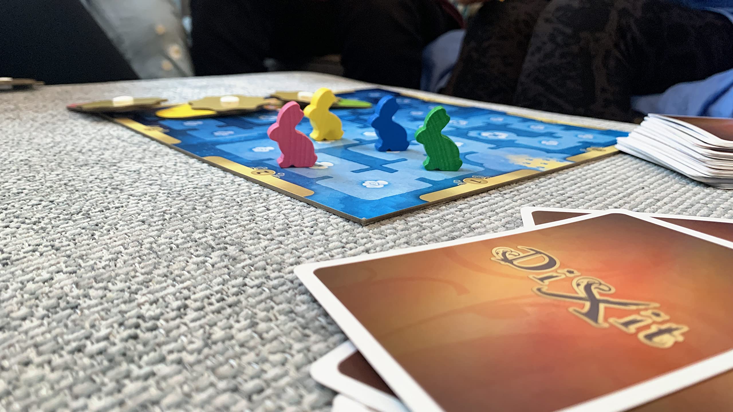 Asmodee Dixit Gioco da Tavolo Immaginazione Fantasia 3-8 Giocatori 8+ Anni Edizione Italiano