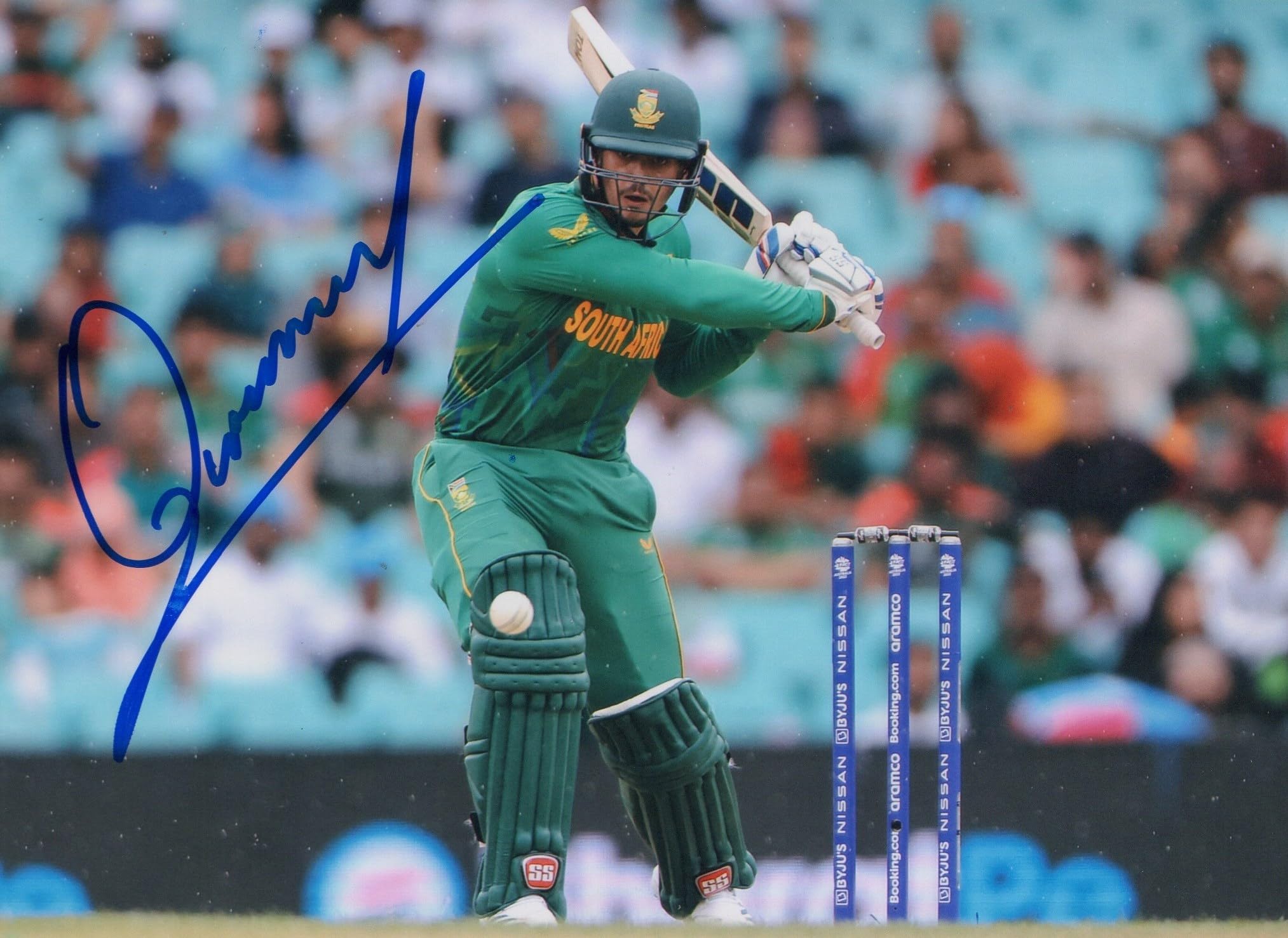 5x7 Inches Original Autographed Photo of South African Cricketer Quinton de Kock-image-11