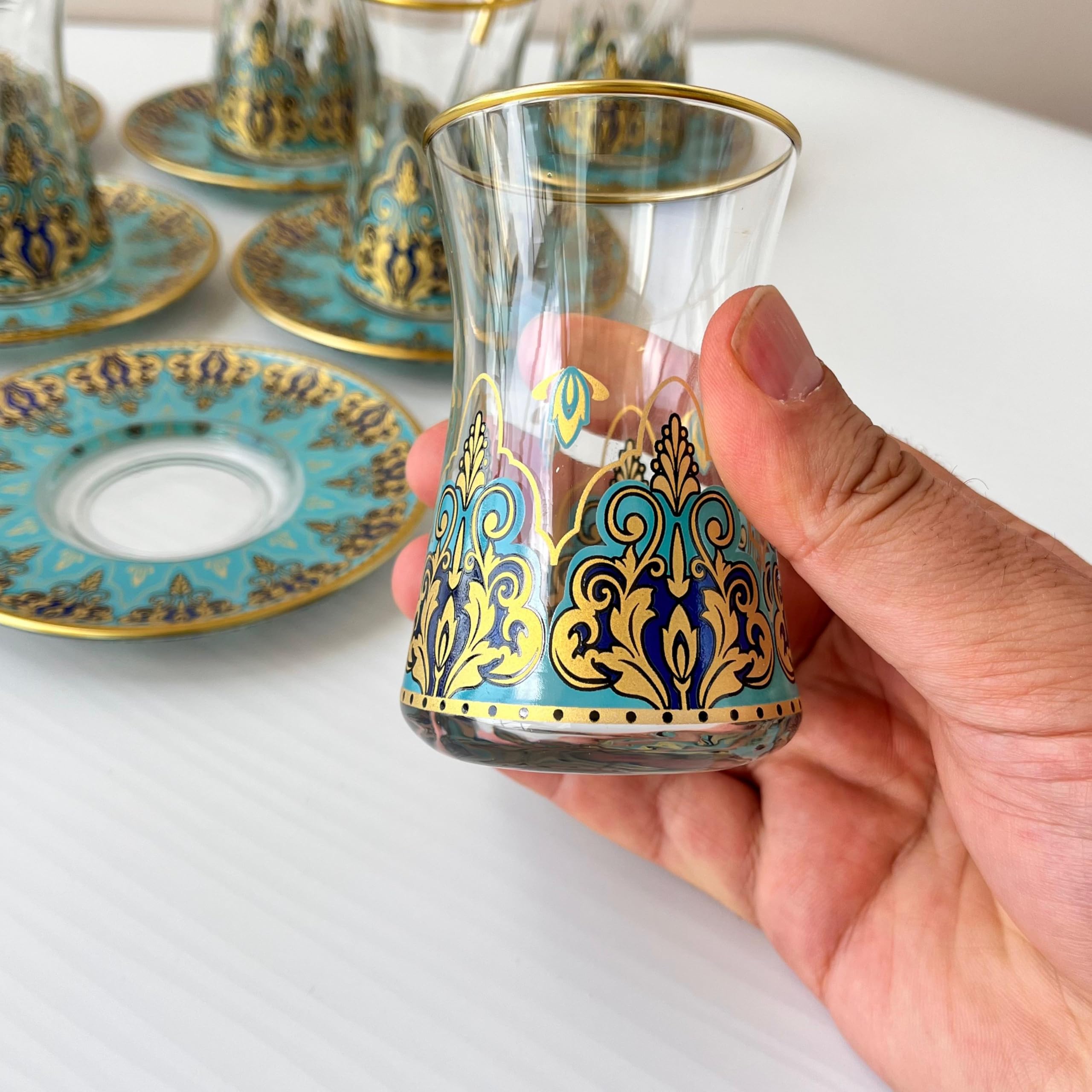 Vasos de té turco hechos a mano con platillos, tazas de té turco antiguas, juego de 6 vasos de té vintage, vasos de té árabe, vasos elegantes árabes para fiestas de mujeres, vidrio persa y
