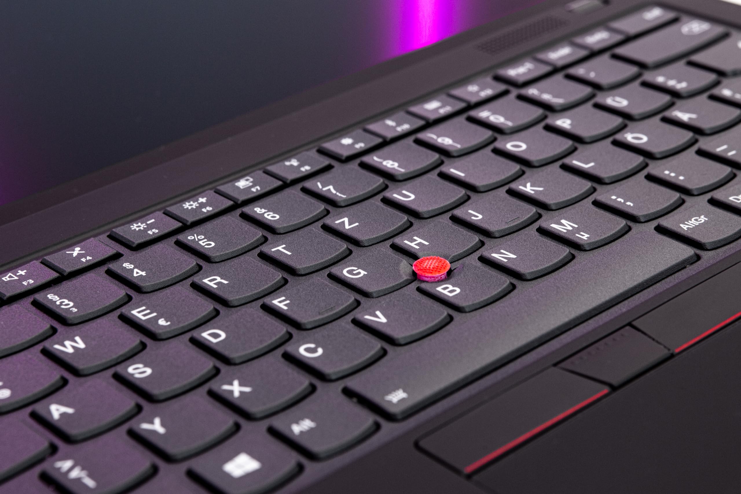 Lenovo ThinkPad X1 Carbon Gen 7. Mobiles Notebook Intel i5 4x1.6 GHz Prozessor, 16 GB Arbeitsspeicher, 512 GB SSD, LTE, 14 Zoll Display Full HD 1920x1080 IPS Cam, Windows 11 Pro O9P (Generalüberholt)