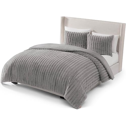 UGG Full/Queen Comforter Set with 2 Pillow Shams Plush Faux Fur Bedding Soft Warm Down Alternative Comforter Washable Hypoallergenic Fluffy Blanket Set for Bedroom, Full/Queen, Seal Grey (Kenzie)