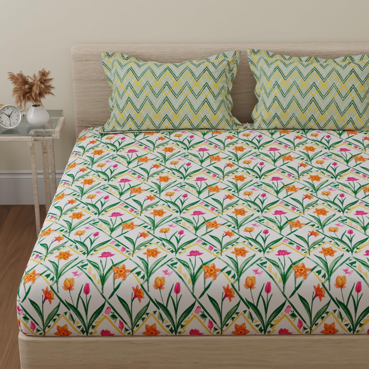 Huesland by Ahmedabad Cotton 144 TC Double Bedsheet Cotton King Size Bed with 2 Pillow Covers | Botanical Chevron | 108 by 108 inch | Green, Yellow & White-picture-24