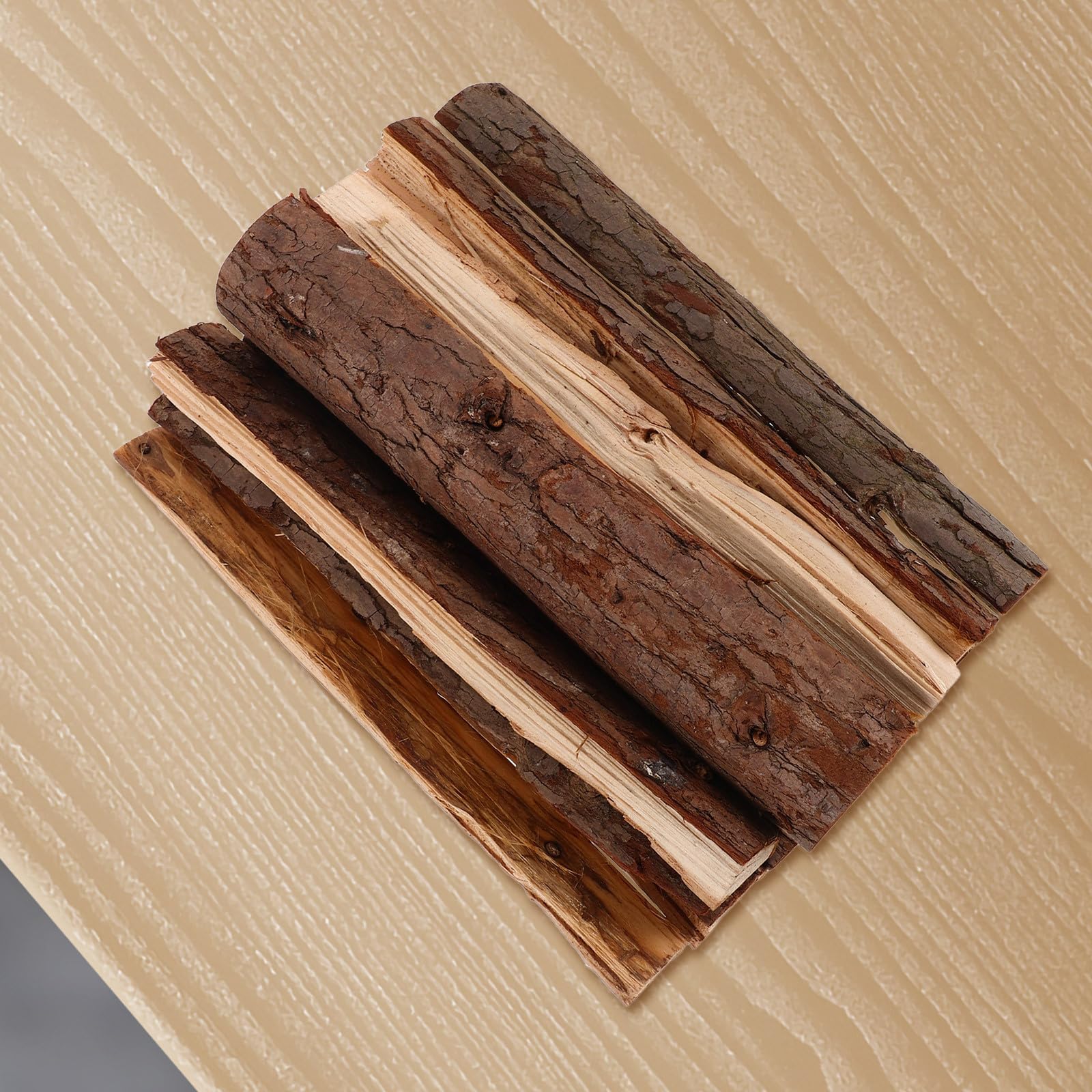 BESPORTBLE Dekorative Kaminholzscheite aus Getrocknetem Holz 8 Stück Wetterbeständig und Natürlich für Außenbereich als Feuerstellen und Gartendekoration