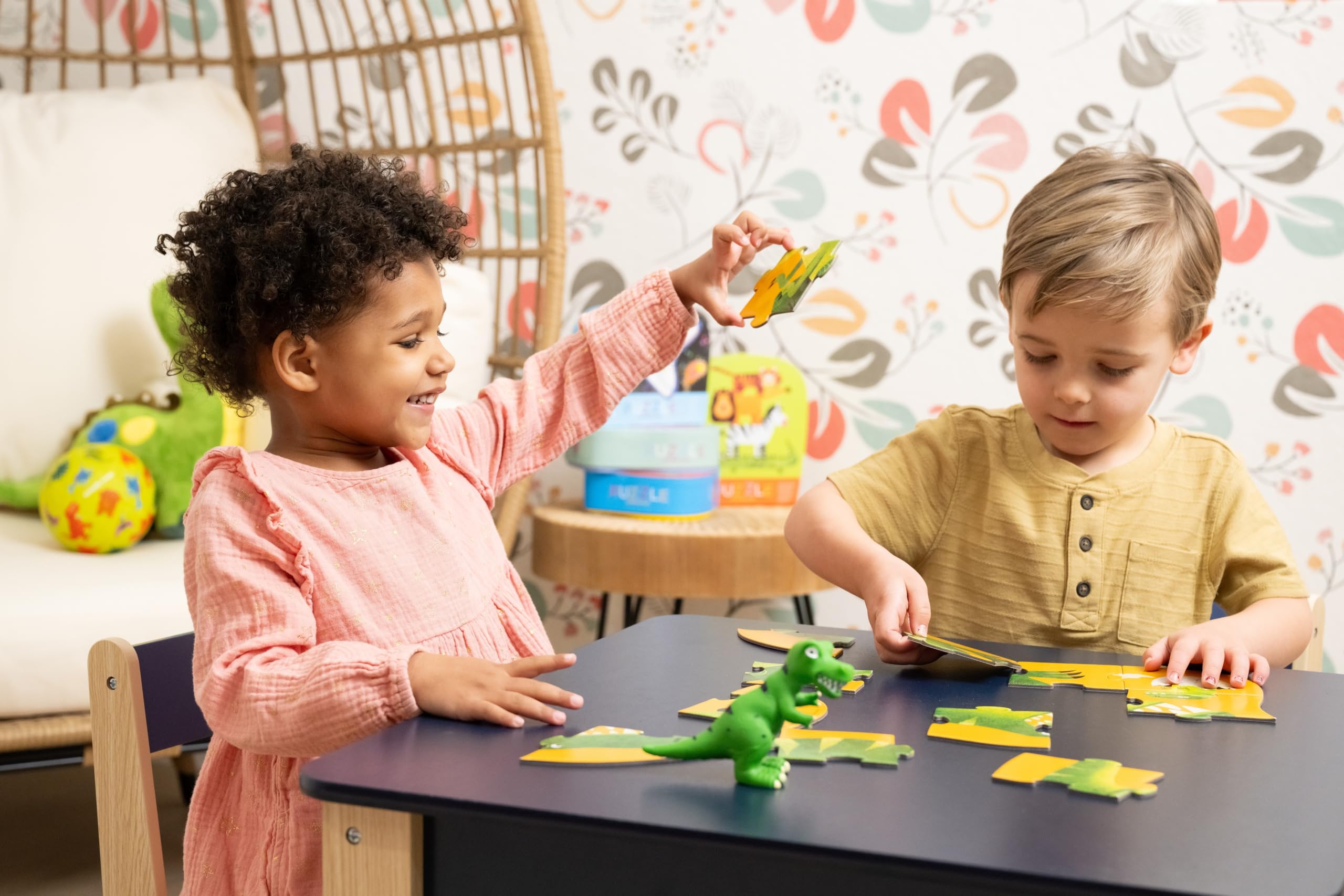 Amazon.com: 12-pc Mini Puzzle/Go Big Dog : Toys & Games