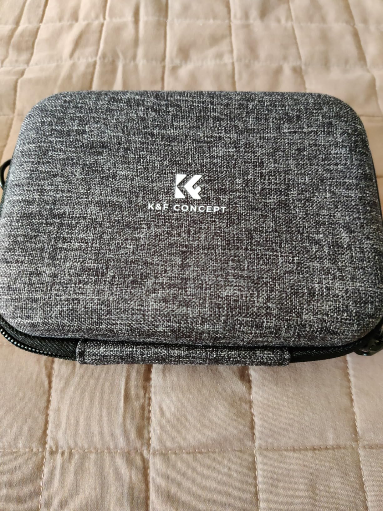 Hårt skal resväska för små bilar