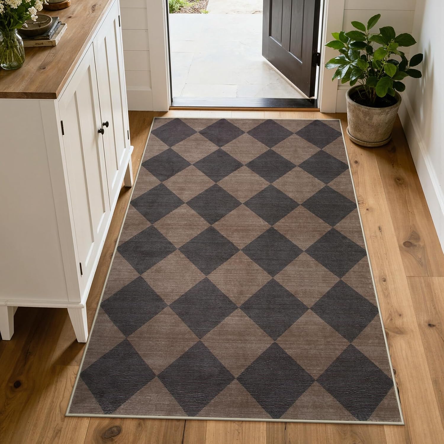 Beeiva Checkered Print Entry Rug 3x5, Non Slip Washable Kitchen Rug 3x5 Stain Resistant Ultra Thin Bathroom Decor, Neutral Geometric Carpet for Bedroom Living Room Office (Brown/Black)