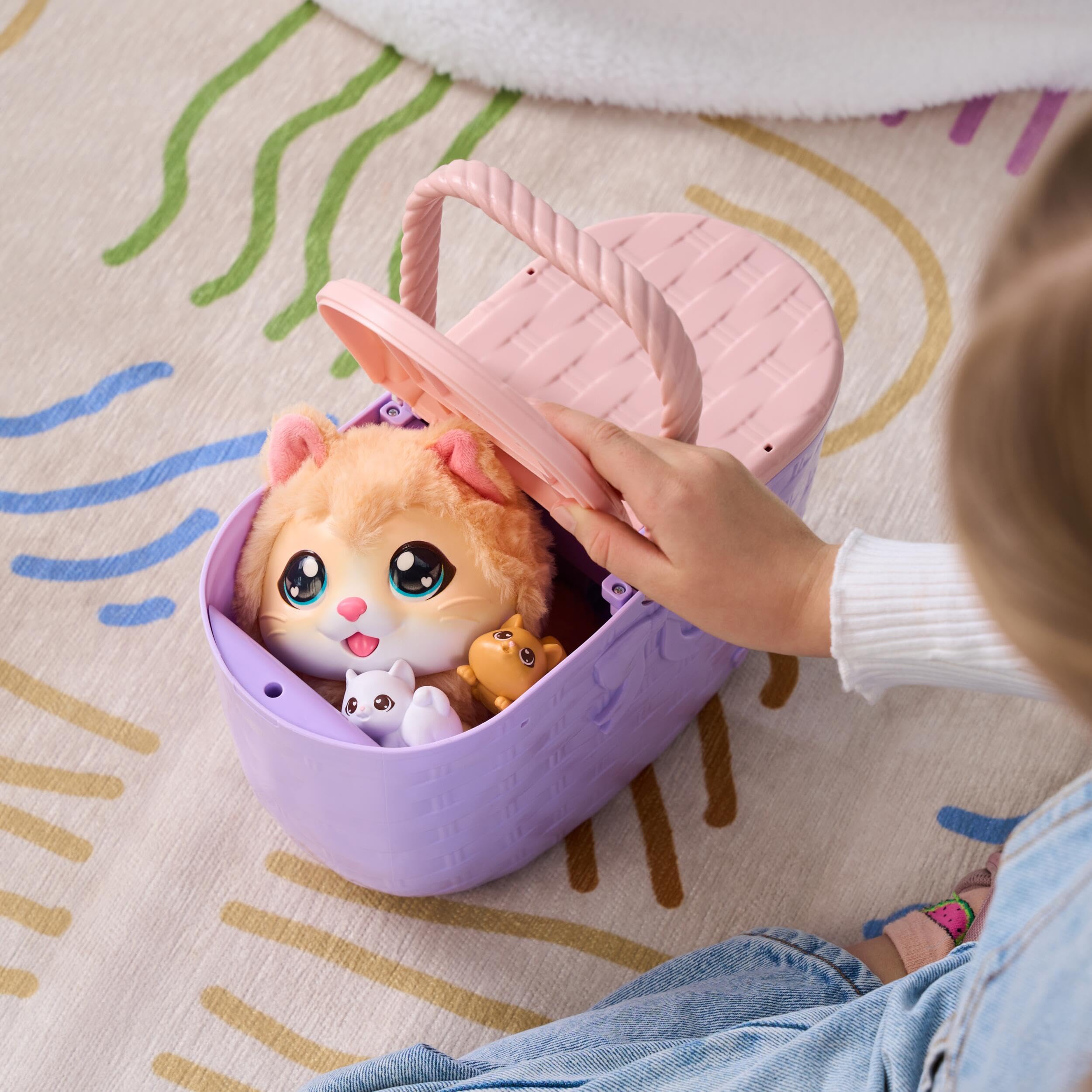 Little Live Pets - Mama Suprise Kitty Playset - Interactive Animal Figure for children 5+ years