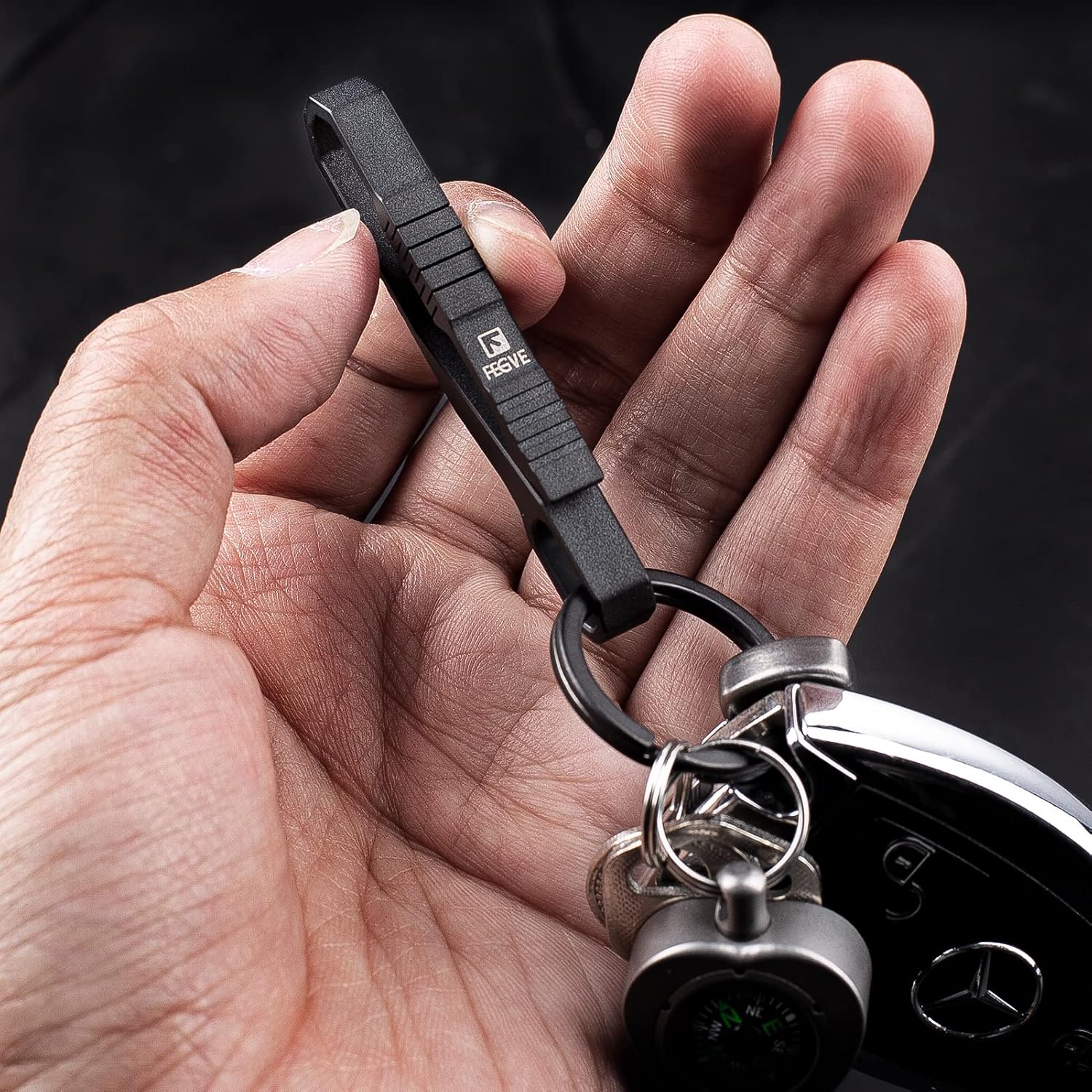 TISUR Keychain Pocket Clip, Quick and Easy Access to Keys, Titanium Key Holder with Detachable