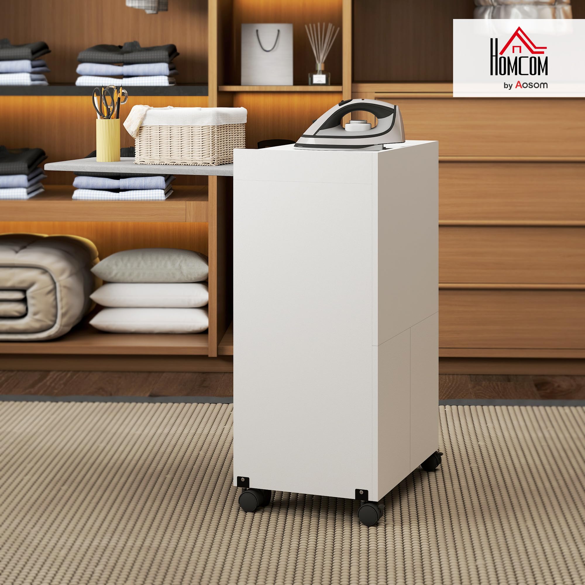 HOMCOM Mobile Asse da Stiro Pieghevole con Ruote e Portaferro da Stiro, Mobile da Stiro Multiuso con Ripiani, Vano Aperto, per Lavanderia, Bagno, 154x55x87 cm, Bianco