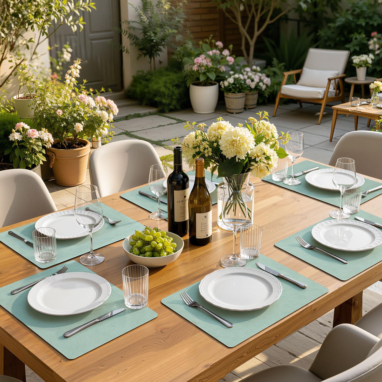 homing Lot de 4 sets de table en vinyle imitation cuir, faciles à nettoyer | Sets de table imperméables résistants à la chaleur lavables antidérapants pour cuisine et salle à manger 30 x 43,2 cm