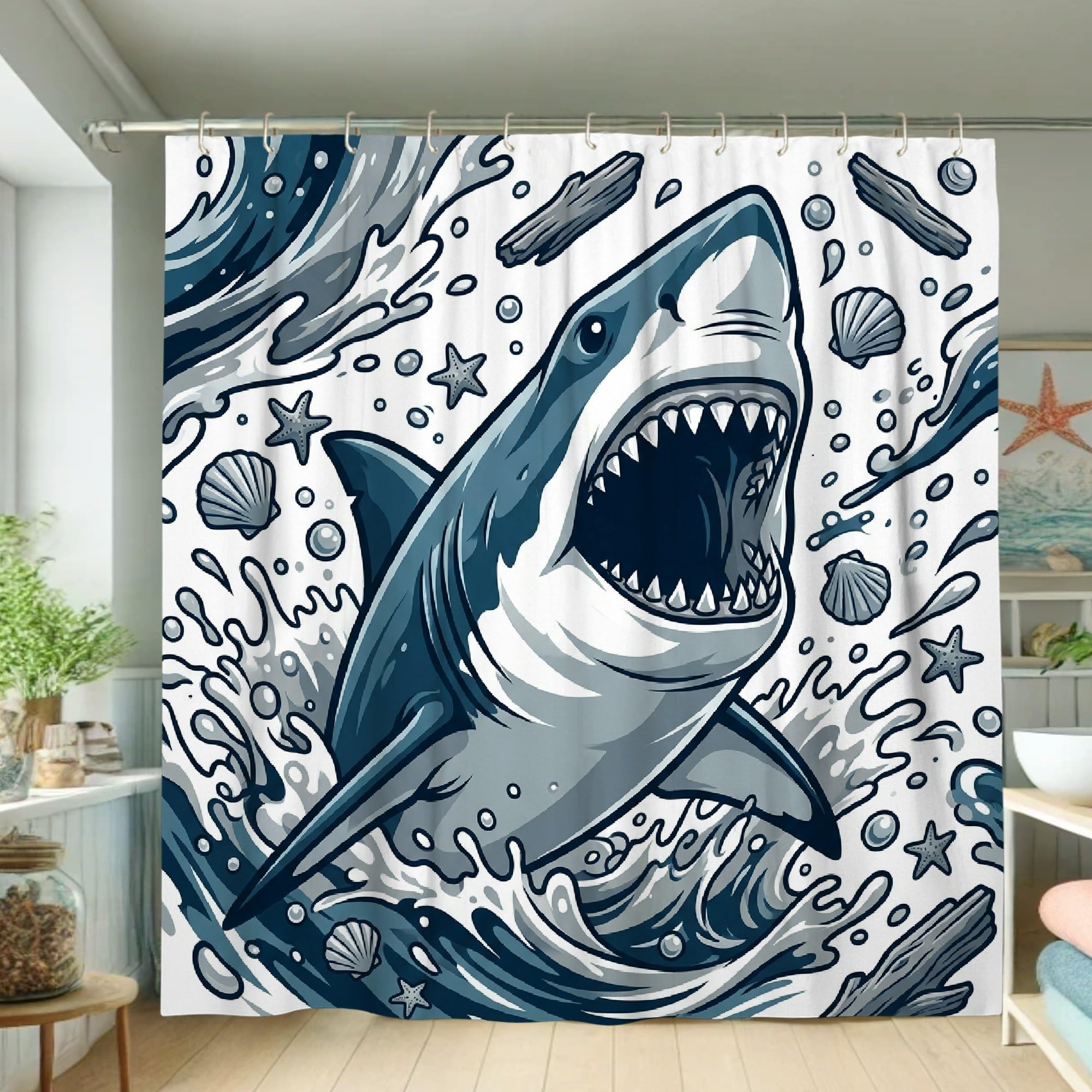 Rideau de douche motif requin pour créer une ambiance océanique dans la salle de bain