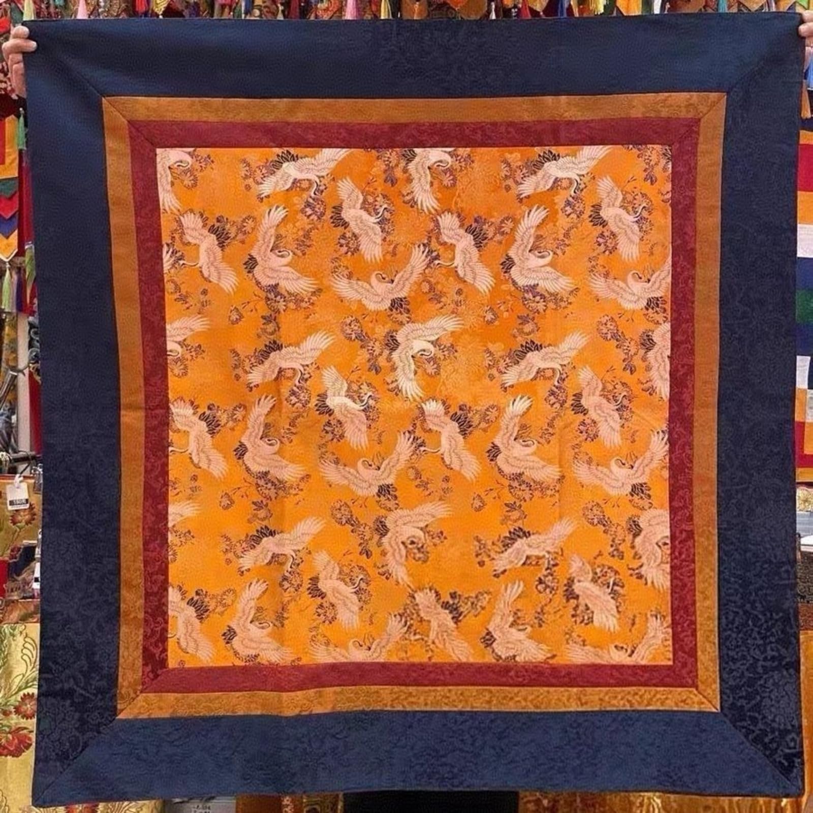Nappe style tibétain ethnique 60 cm pour protéger et embellir l'autel