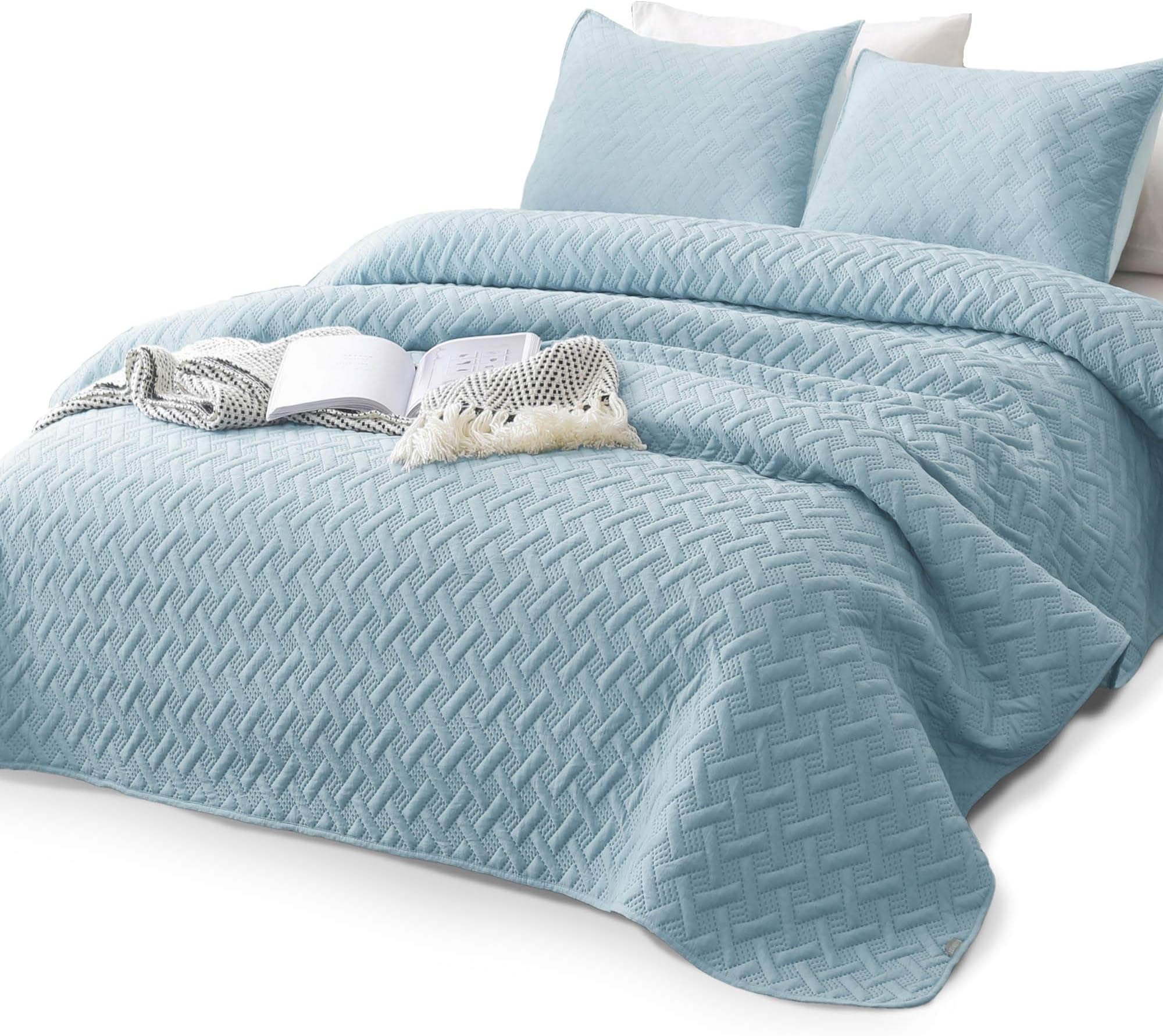 Super Soft Quilt Set 3 Piece Stone Washed Quilted Coverlet Set Light Weight Comforter Set Reversible Machine Washable (Aqua Green/Fairest Jade, King Set)