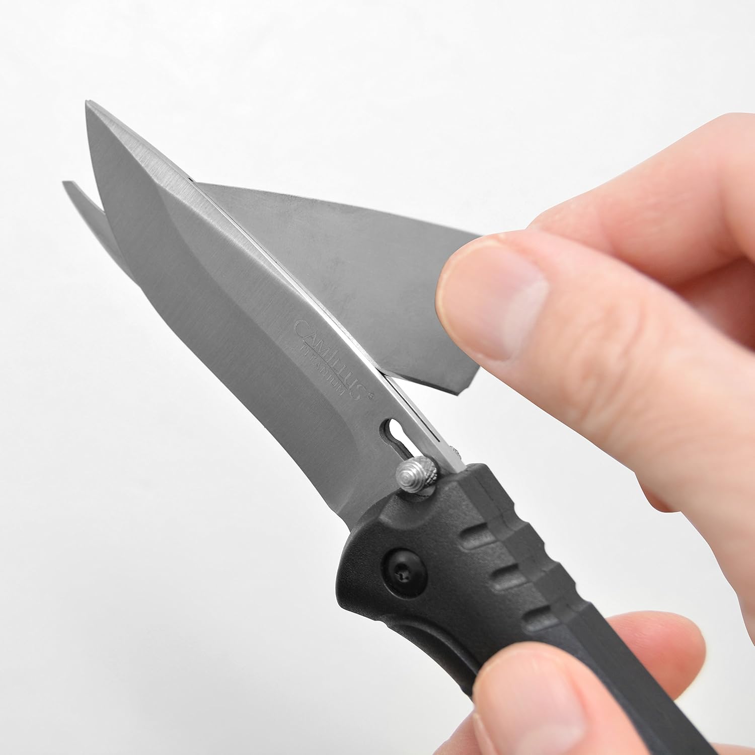 Camillus TIGERSHARP / 8" Overall / 3.35" Blade / 420J2 / Black/TAN GFN Handle W/Non-Slip Grip