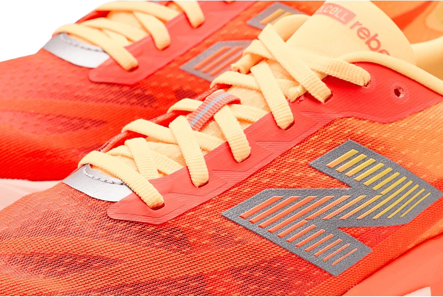Calçado para corrida New Balance Fuelcell Rebel V5 masculino Calçado para corrida New Balance Fuelcell Rebel V5 masculino