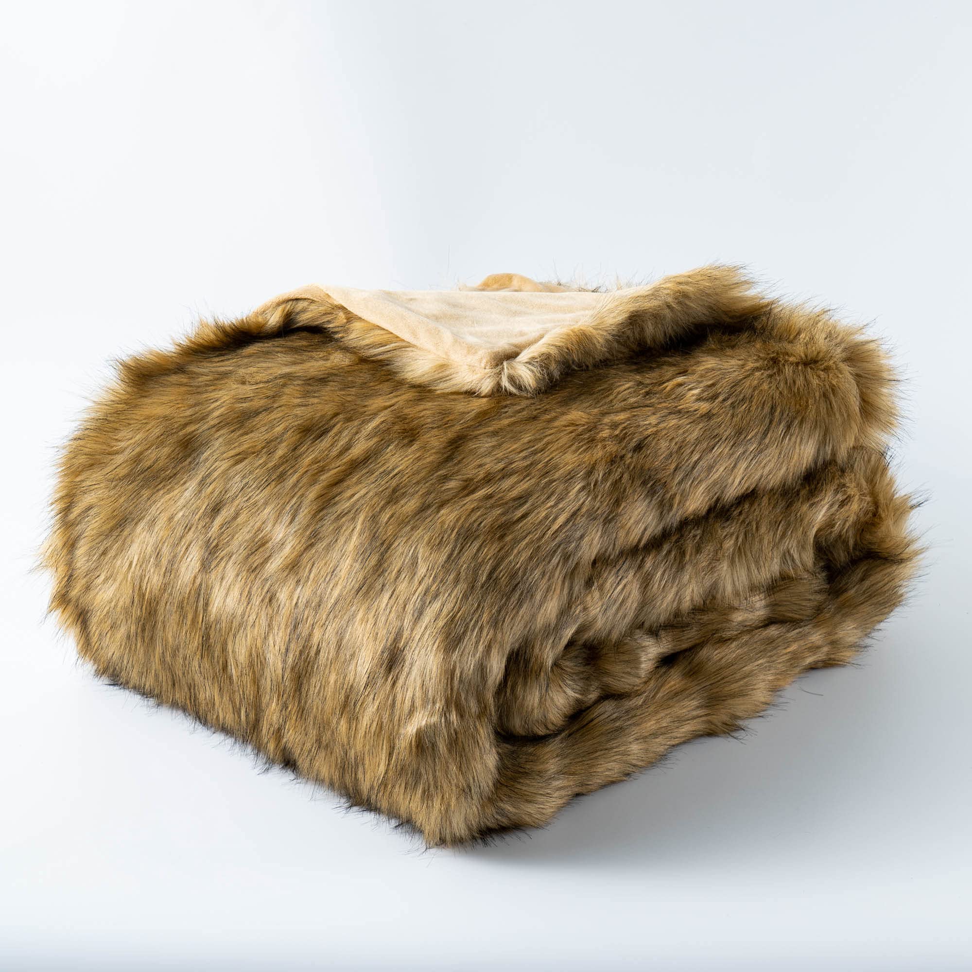 Battilo Kunstpelz-Decke Ocker 125x150 cm - Luxuriöse warme Kuscheldecke aus flauschigem Kunstfell für Bett, Sofa & Couch | Weiche Heimtextilie für Wohnzimmer & Schlafzimmer | Decke Winter & Herbst