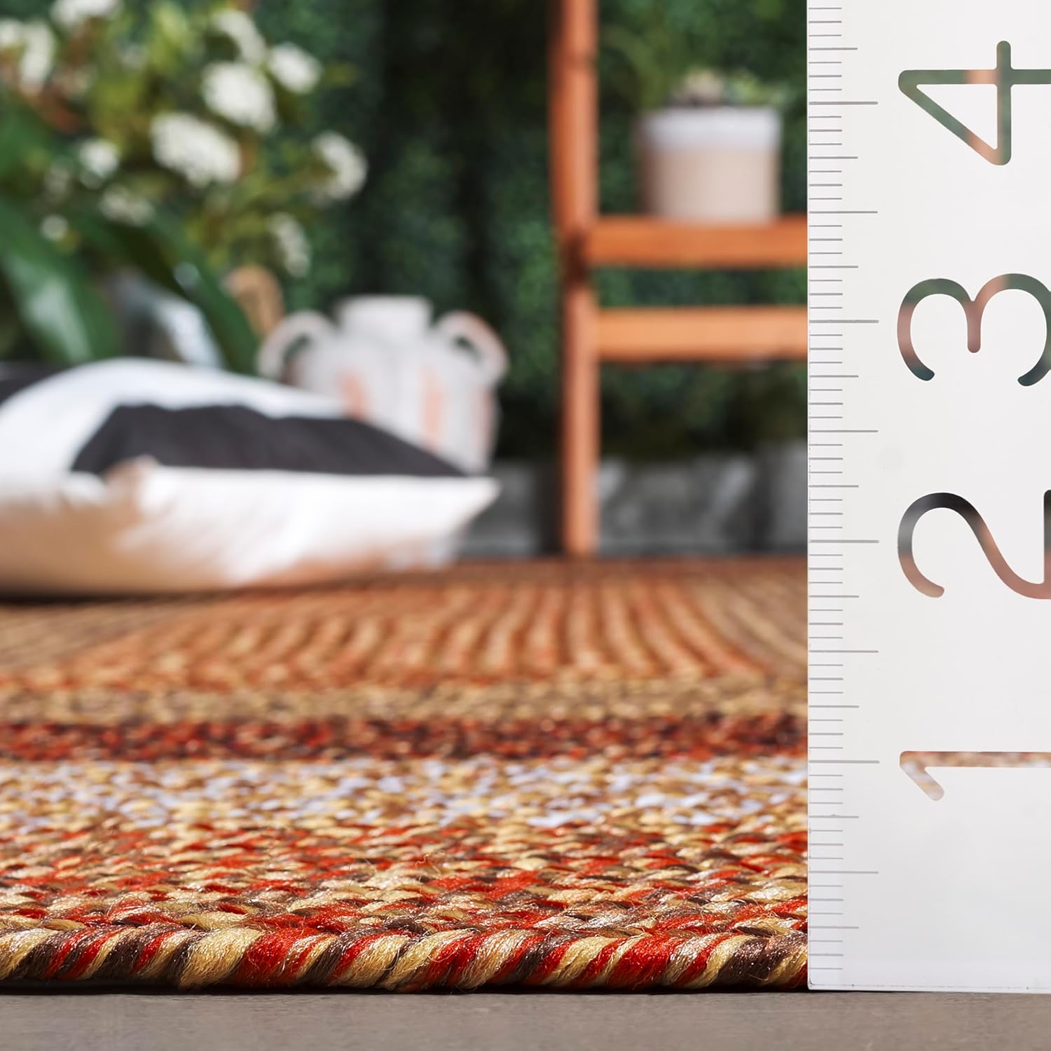 SAFAVIEH Washable Rug Outdoor Braided Collection - 2' x 3', Rust & Red, Handmade & Reversible, Non-Shedding & Easy to Clean, Ideal for Patio, Backyard, Mudroom, Doormat (BRD318P)