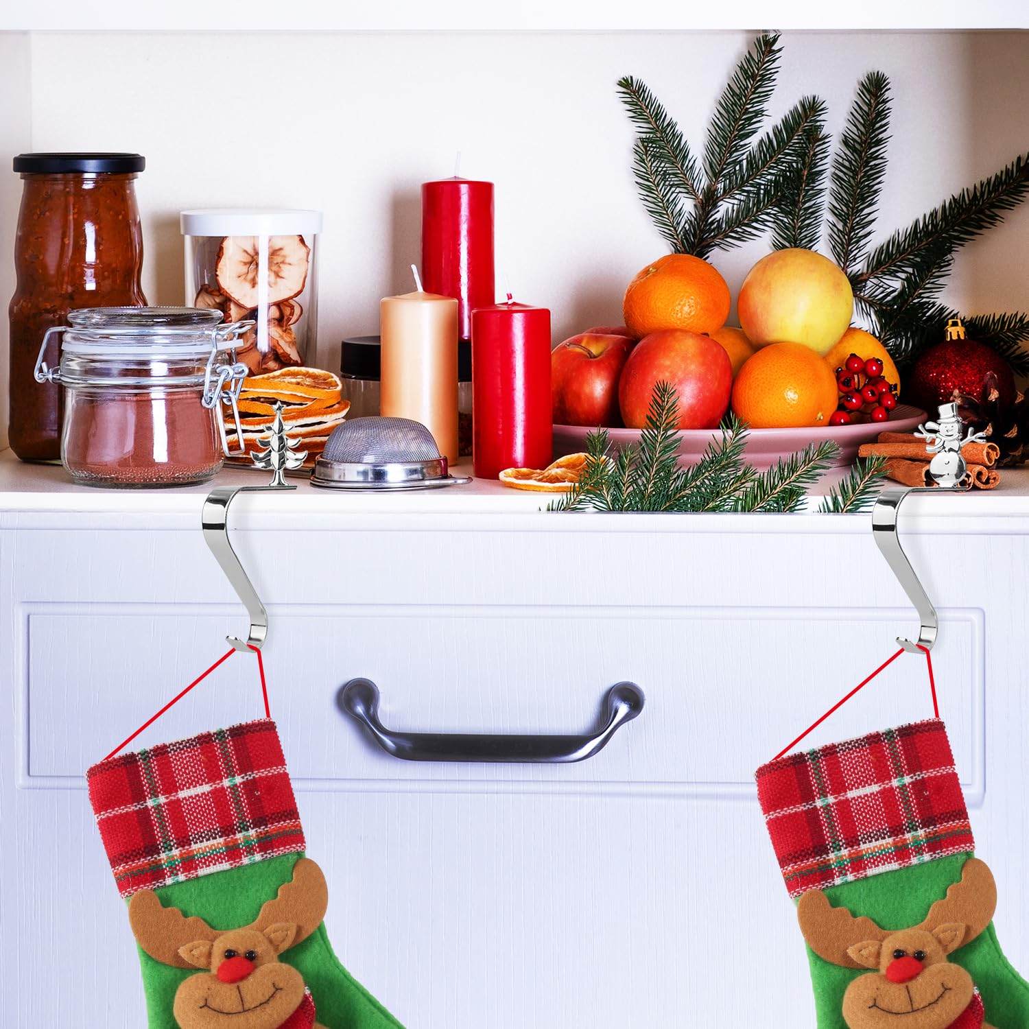 Gosknor 5pz Porta Calze di Natale, Acciaio Inox Ganci per Calza in Metallo Gancio per Calza Natalizia Ganci con Cuscinetto Antiscivolo per Decorazioni per Mensole di Camini