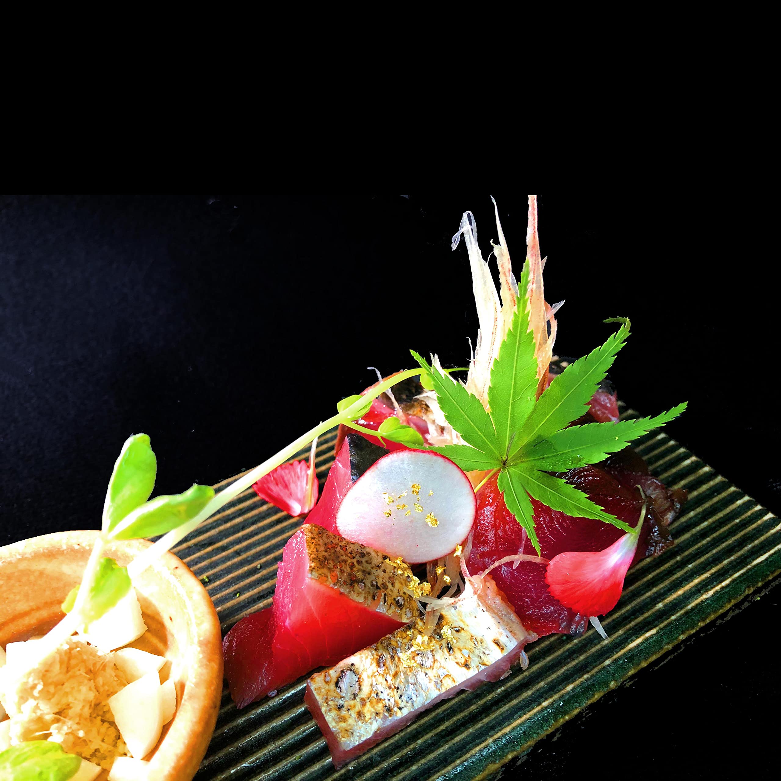 Amazon.co.jp: 刺美醤油 独学料理人カツオが繊細な刺身の旨味を活かし