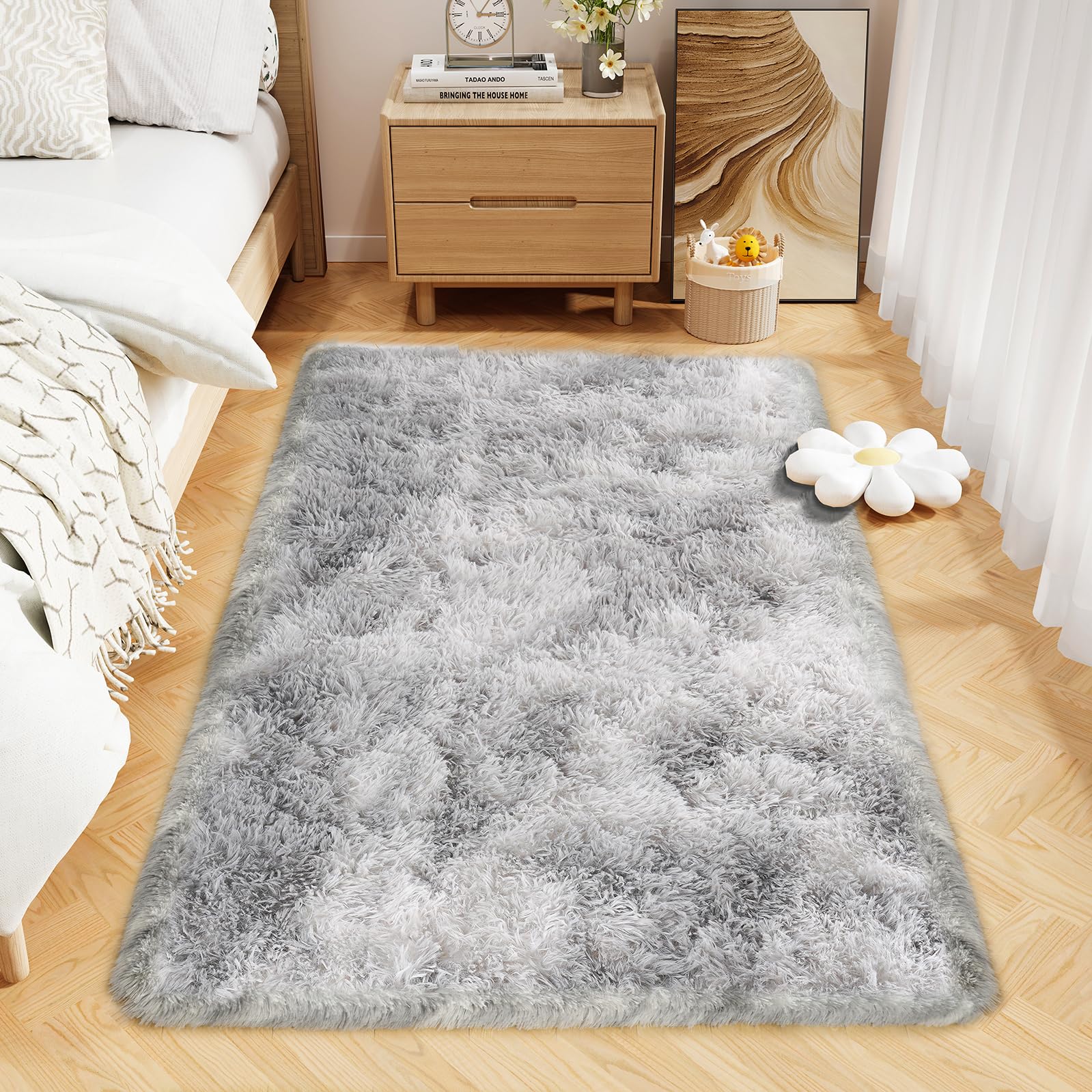 Soft Area Rugs for Bedroom Living Room, 2x4 Feet, Modern Shag Rug Fluffy Carpets, Plush Fuzzy Bedside Small Rug, Indoor Floor Aesthetic Throw Rug for Kids Nursery Room Home Decor, Light Grey